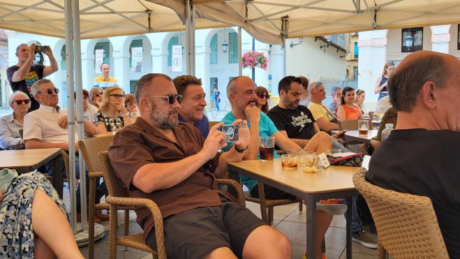 Vermú con María Botto. Foto Myriam Martínez Vermú con María Botto. Foto Myriam Martínez