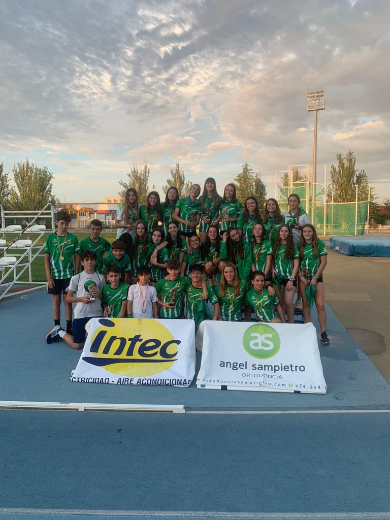 Participantes en la última jornada cadete.