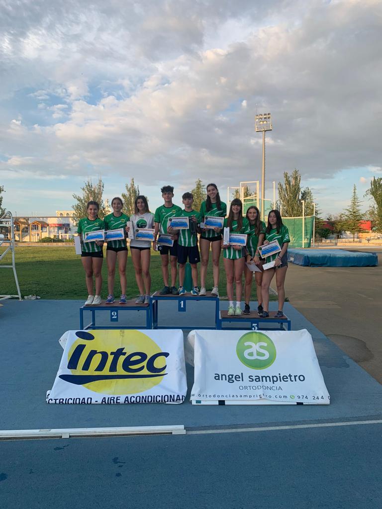 Trofeos a los especialistas