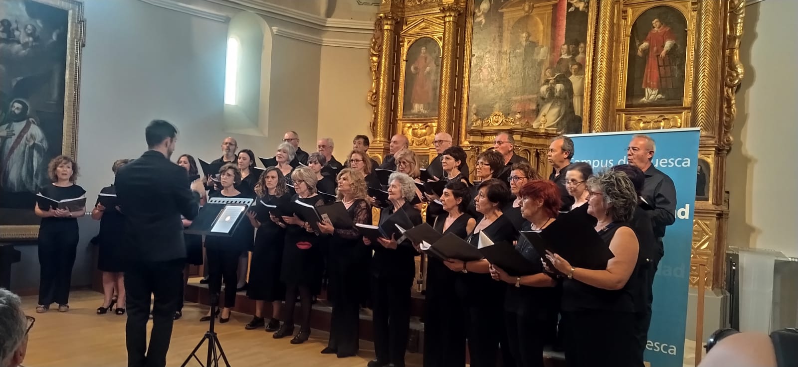 Coro Universitario del Campus de Huesca. Foto Joaquín Santafé 