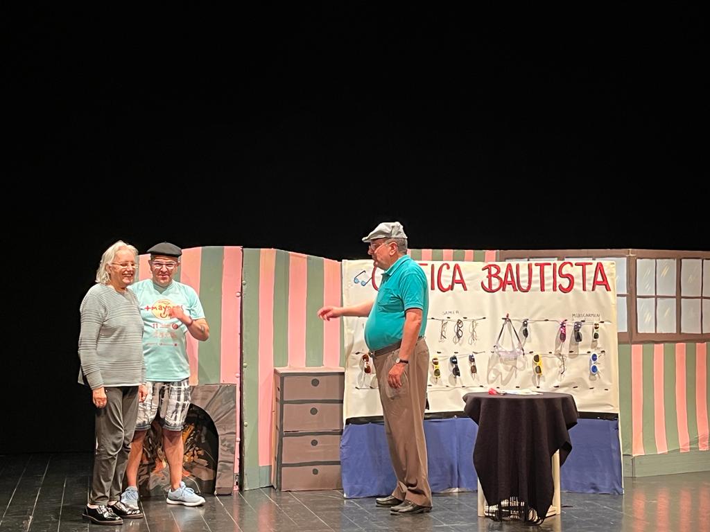 Actuación de los grupos de Cruz Blanca en la Muestra de Teatro y Danza. Foto: Mercedes Manterola