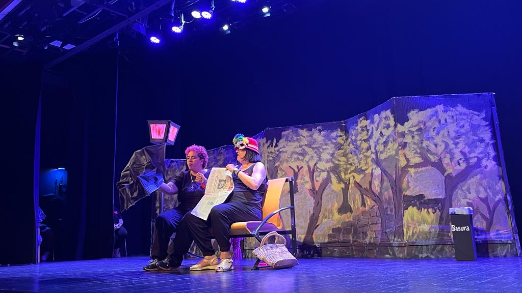 Actuación de los grupos de Cruz Blanca en la Muestra de Teatro y Danza. Foto: Mercedes Manterola