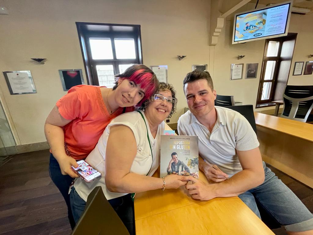 Imágenes de la presentación de Mateo Sierra en la DO Somontano en Barbastro. Foto Eli Río