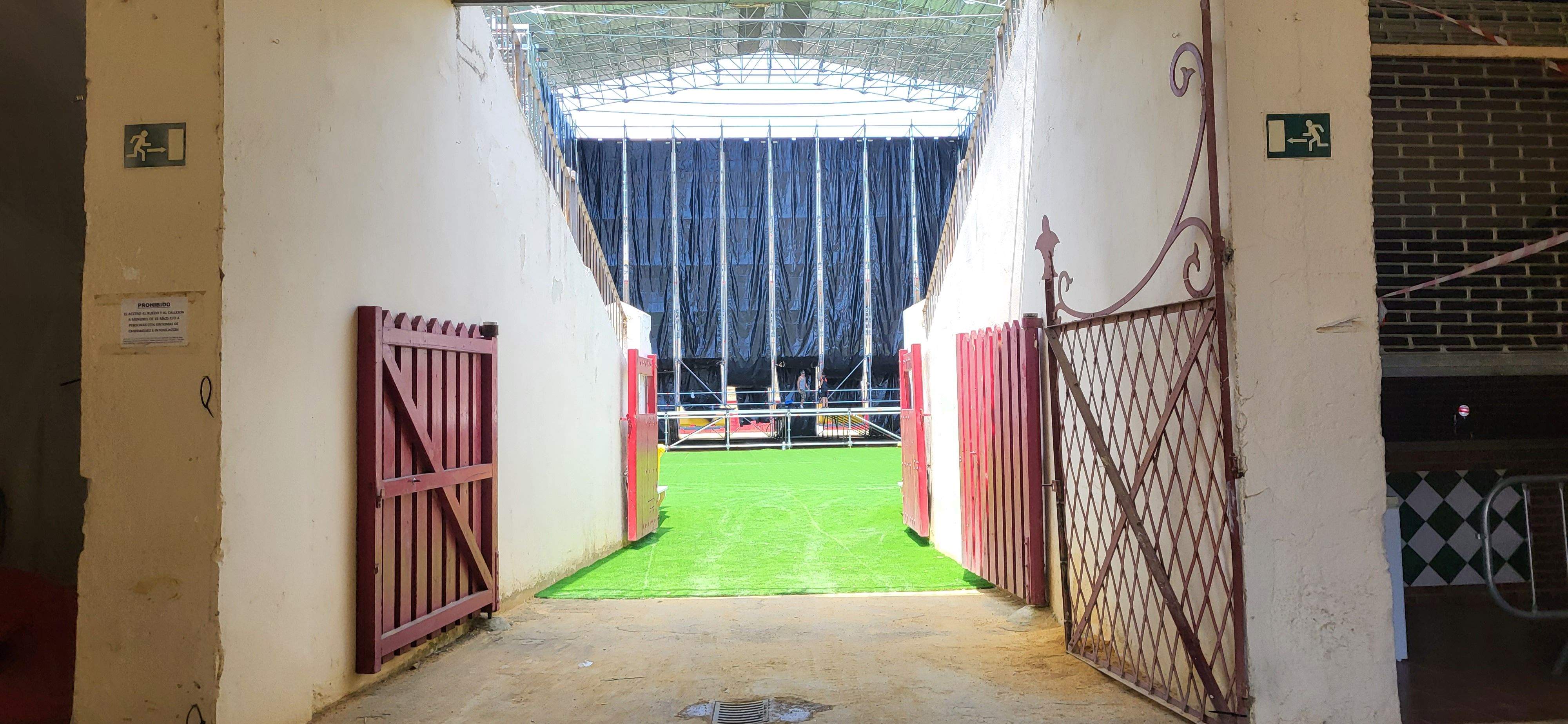 Instalación preparada en la plaza de toros de Huesca para el Prelaurentis. Foto: Mercedes Manterola