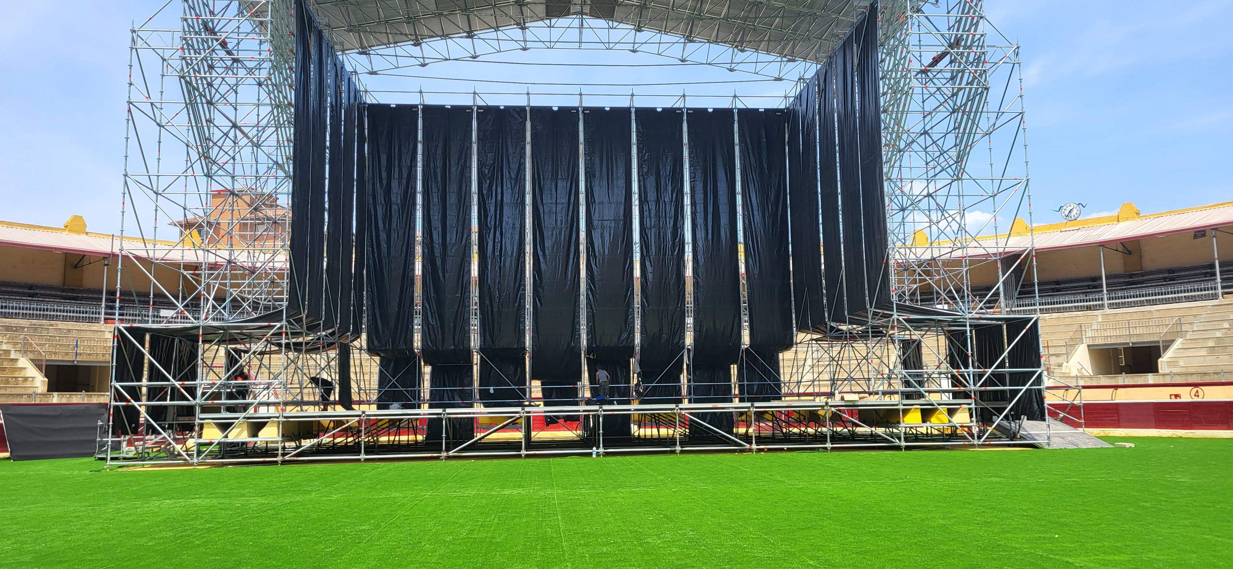 Instalación preparada en la plaza de toros de Huesca para el Prelaurentis. Foto: Mercedes Manterola