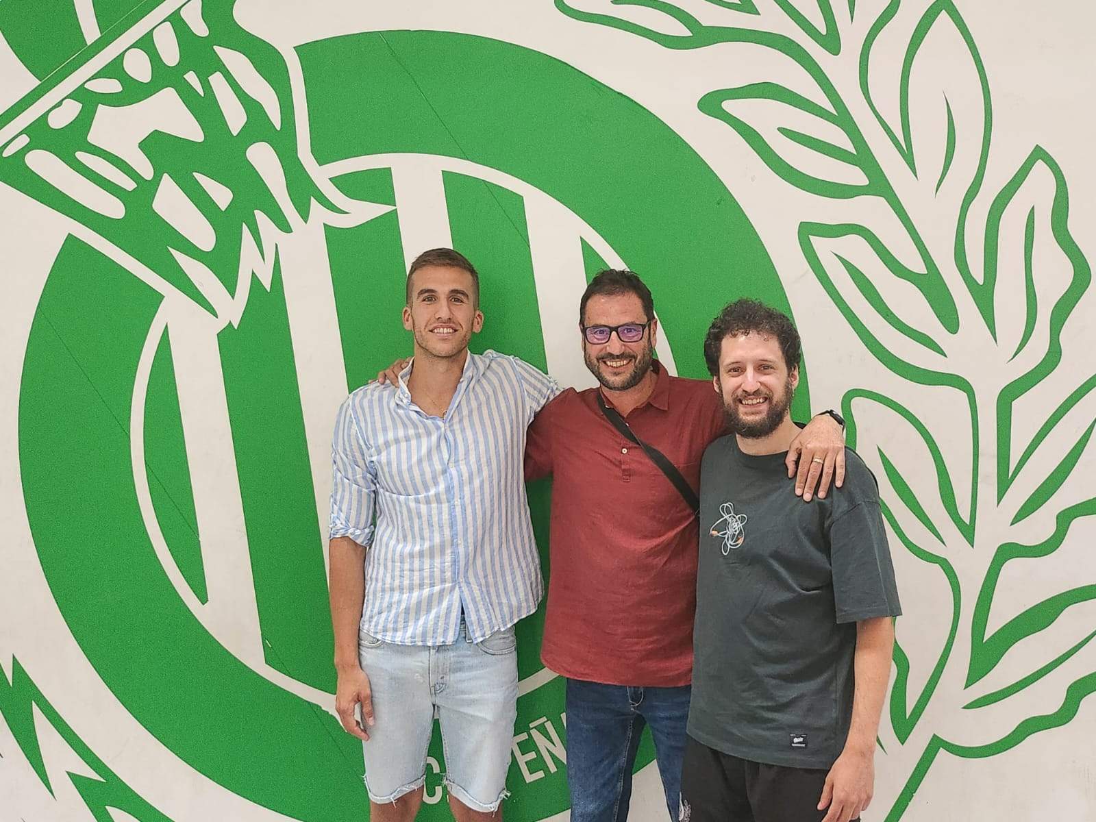 Jorge Lafuente, Fernando Lascorz y Santi Cerdán en el Peñas Center.
