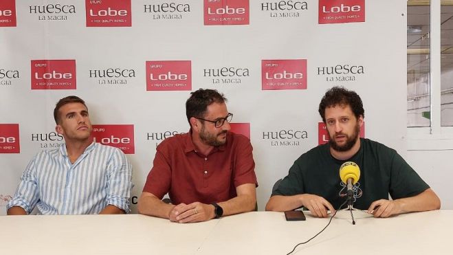 Jorge Lafuente, Fernando Lascorz y Santi Cerdán en el Peñas Center durante la rueda de prensa