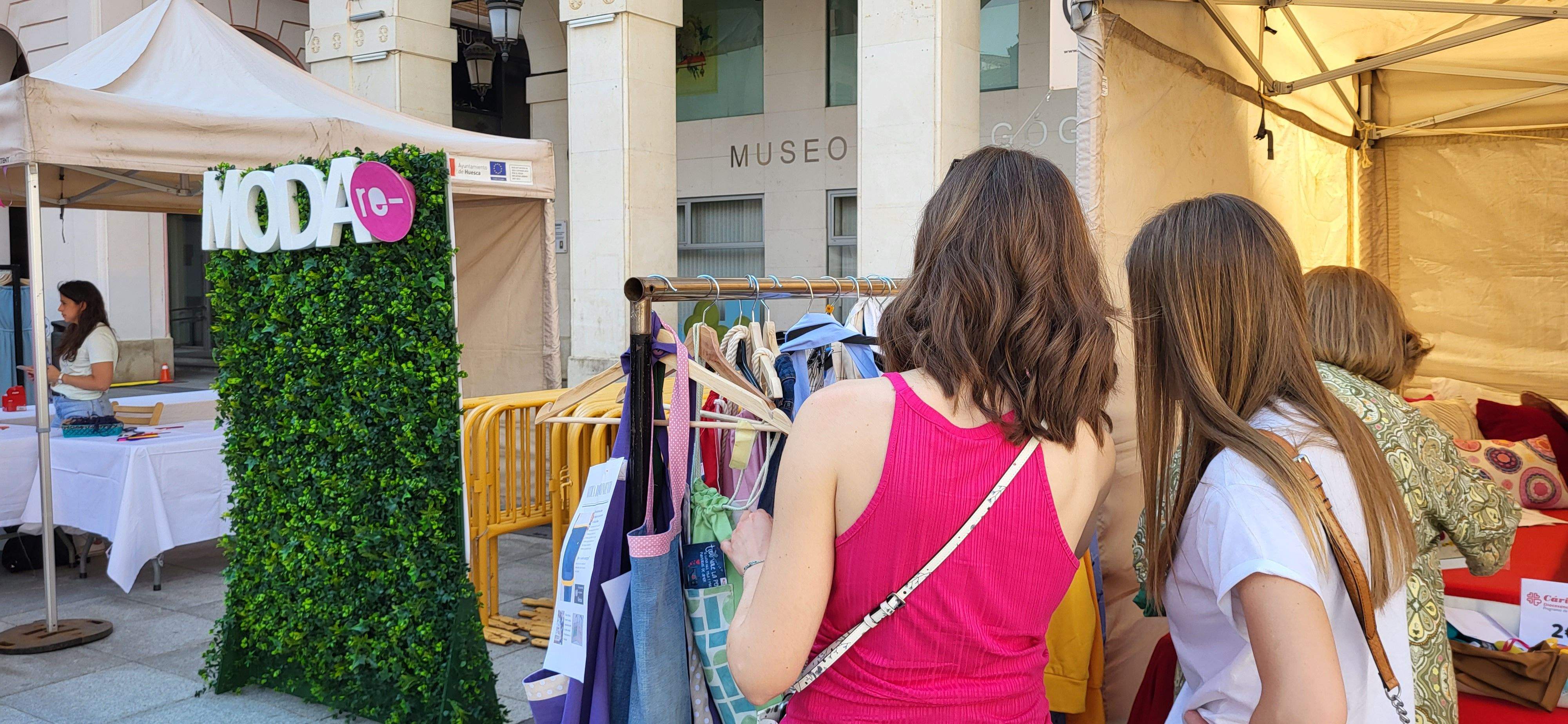 Fiesta de la Moda Re- de Cáritas en Huesca. Foto: Mercedes Manterola