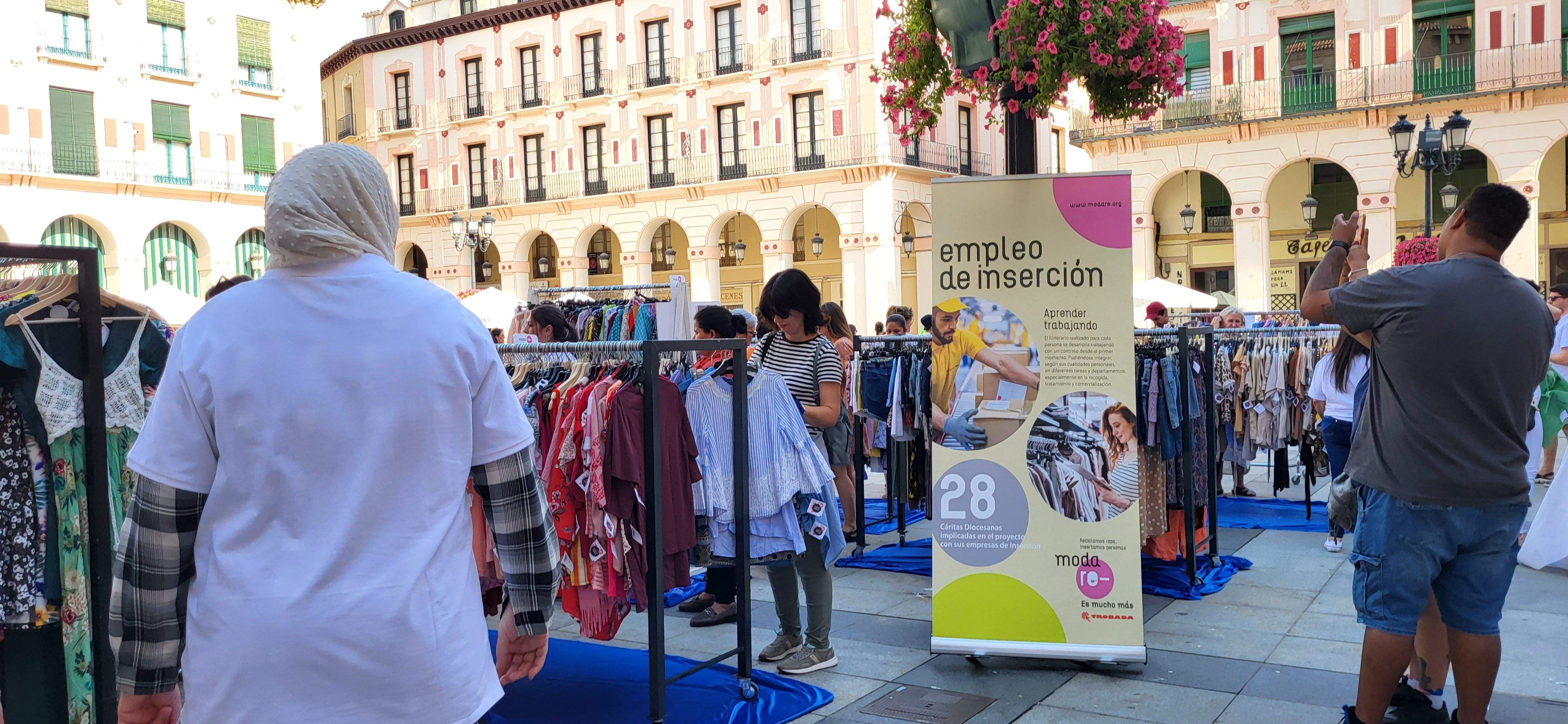 Fiesta de la Moda Re- de Cáritas en Huesca. Foto: Mercedes Manterola