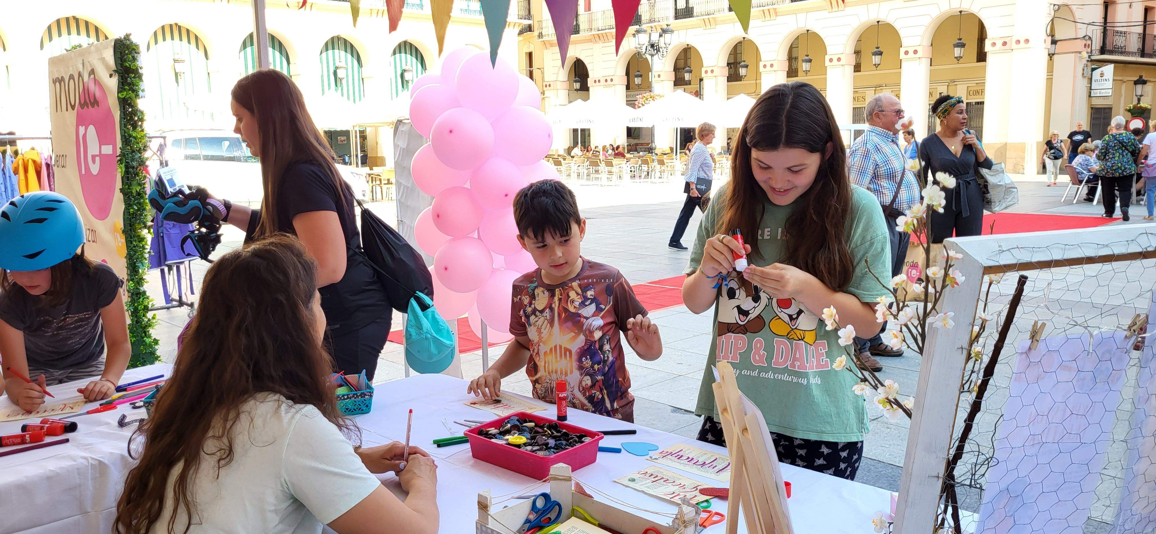 Fiesta de la Moda Re- de Cáritas en Huesca. Foto: Mercedes Manterola