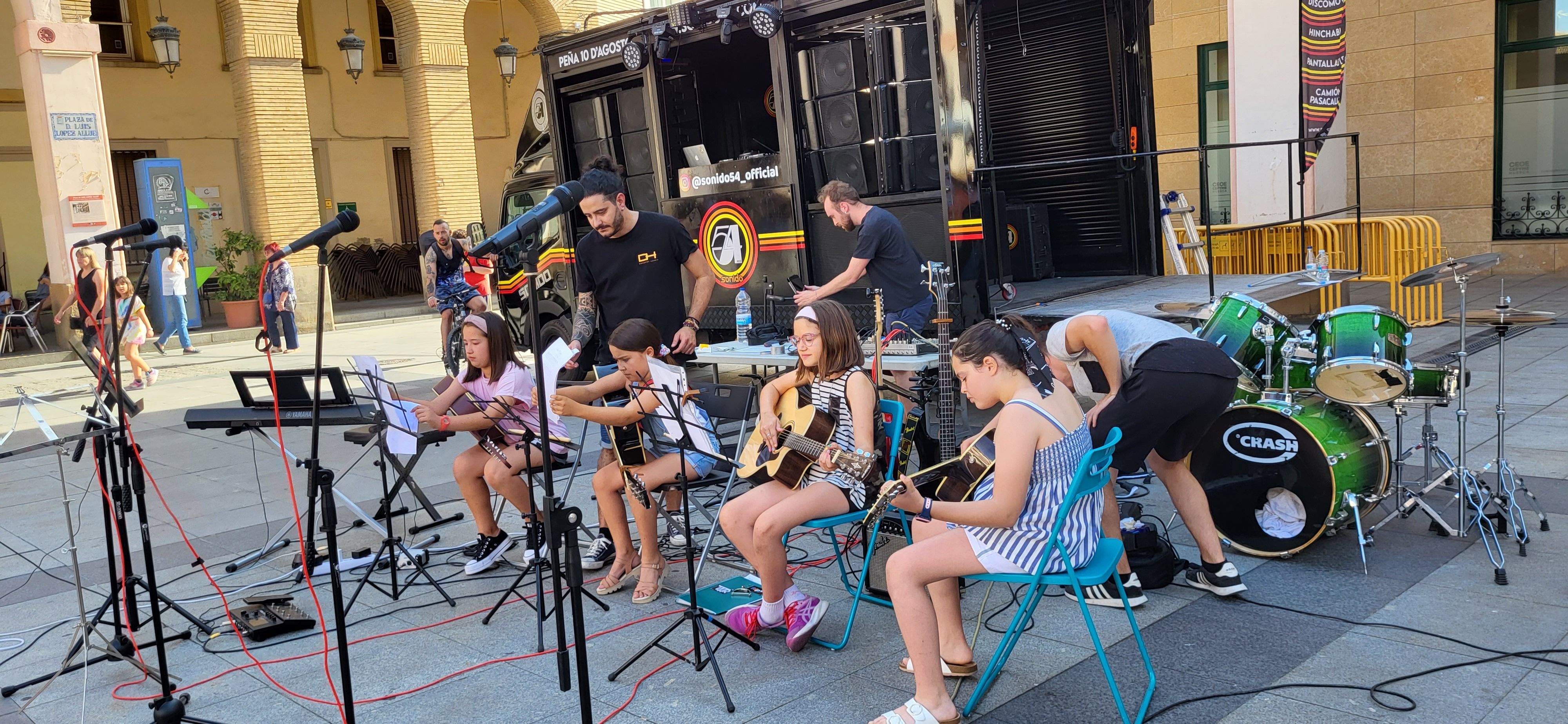 Fiesta de la Moda Re- de Cáritas en Huesca. Foto: Mercedes Manterola