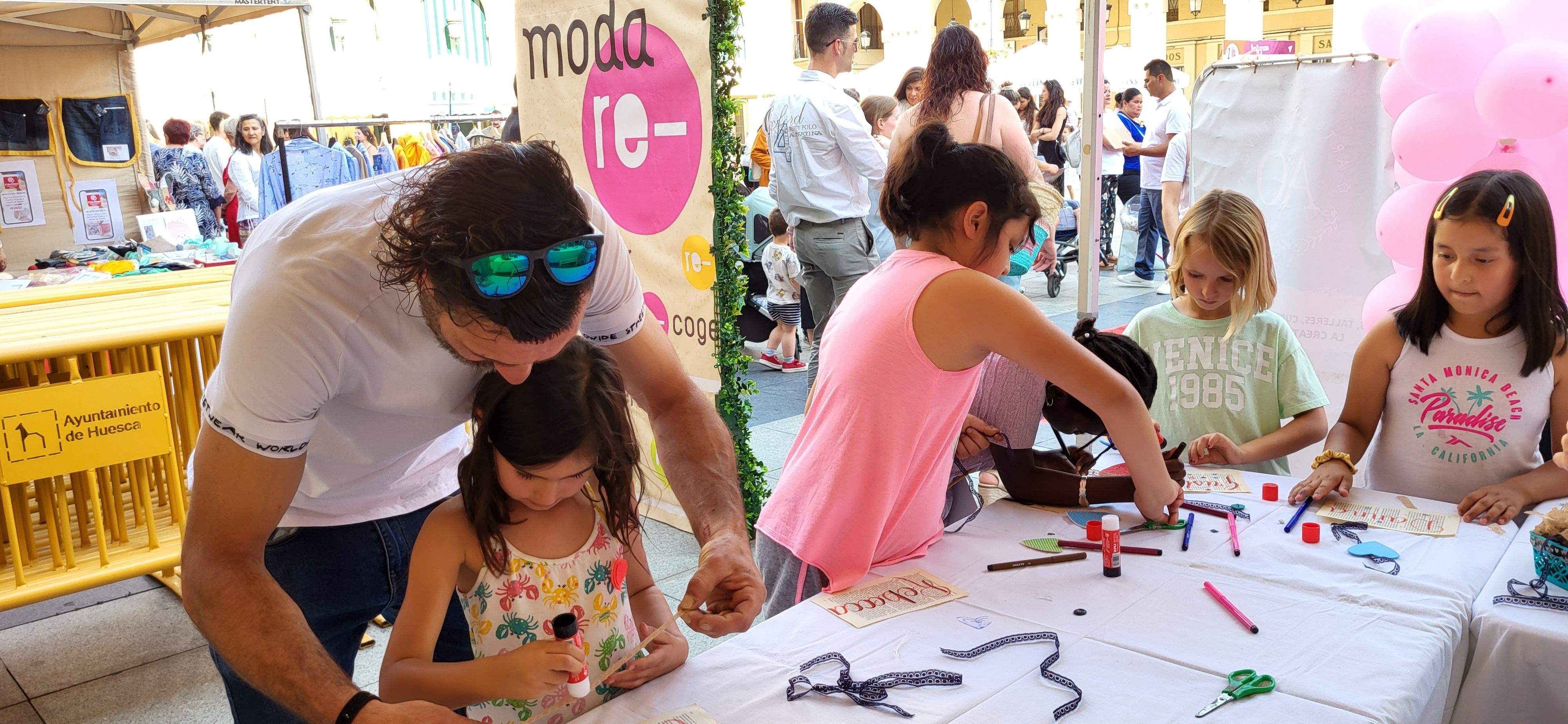 Fiesta de la Moda Re- de Cáritas en Huesca. Foto: Mercedes Manterola
