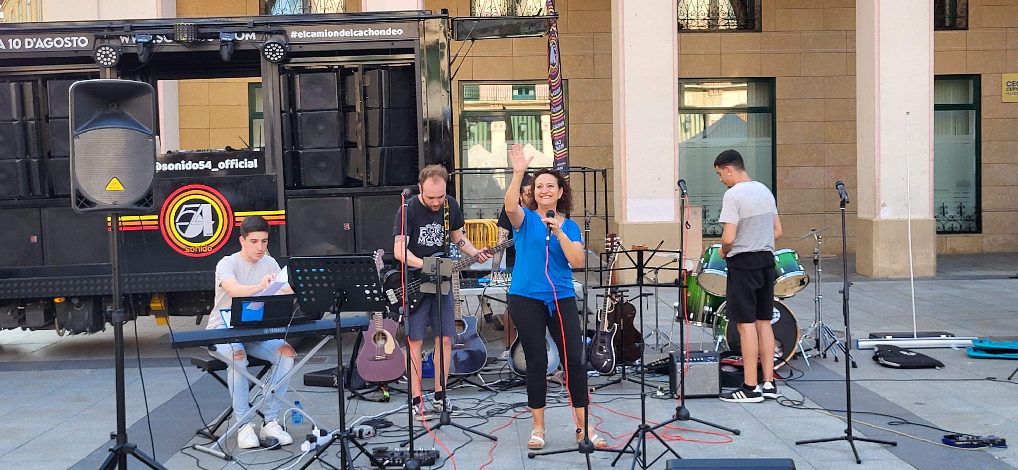 Fiesta de la Moda Re- de Cáritas en Huesca. Foto: Mercedes Manterola