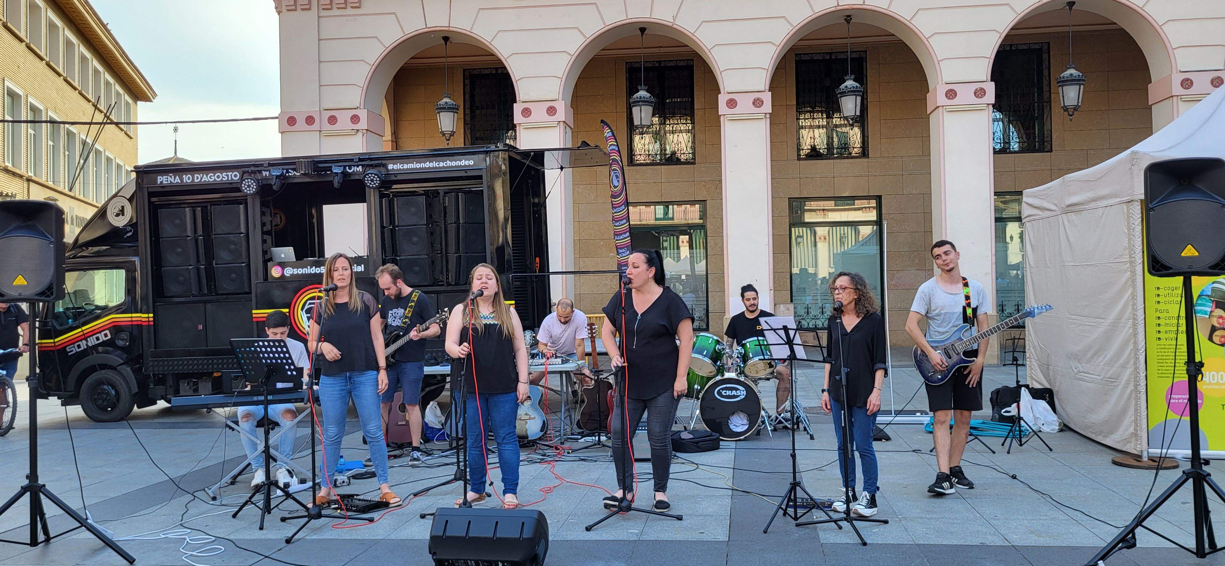 Fiesta de la Moda Re- de Cáritas en Huesca. Foto: Mercedes Manterola