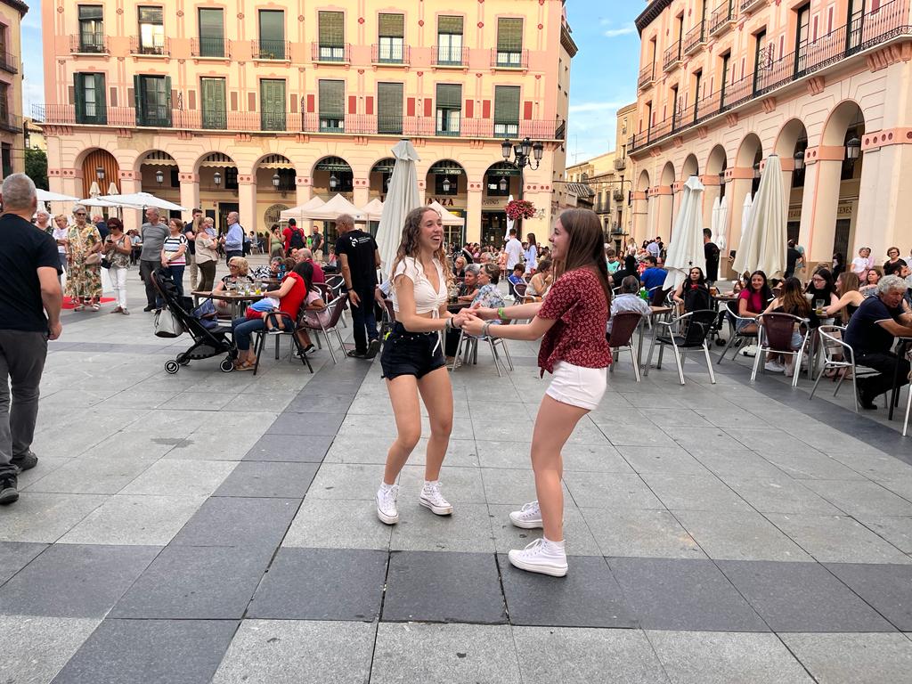 Fiesta de la Moda Re- de Cáritas en Huesca. Foto: Mercedes Manterola