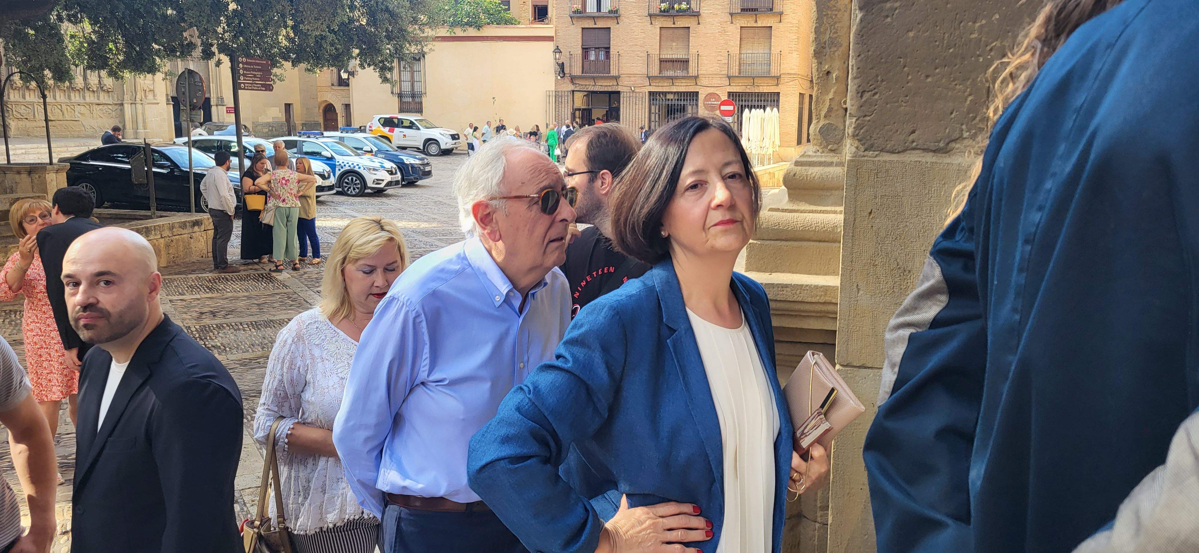 Sesión de investidura del nuevo Ayuntamiento de Huesca. Foto Myriam Martínez 