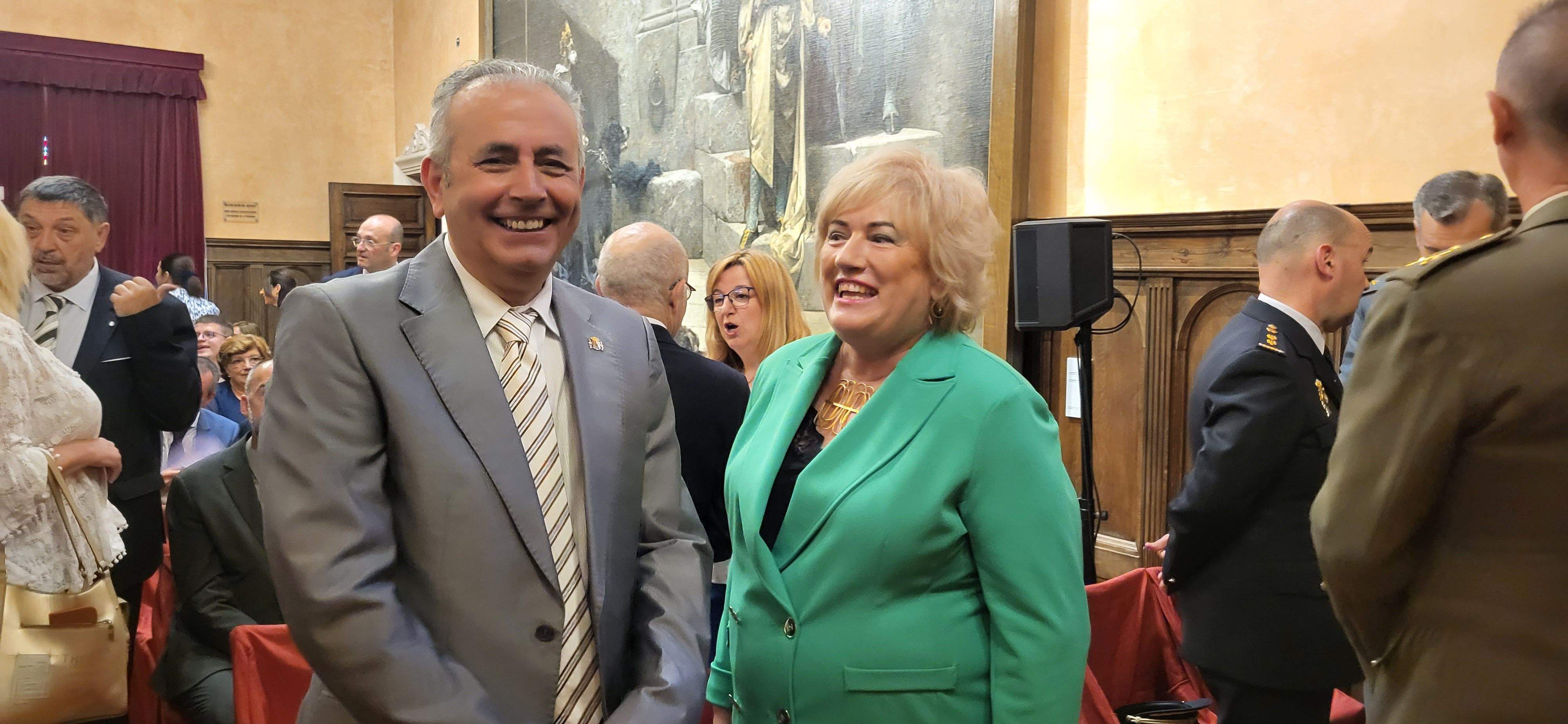 Sesión de investidura del nuevo Ayuntamiento de Huesca. Foto Myriam Martínez 