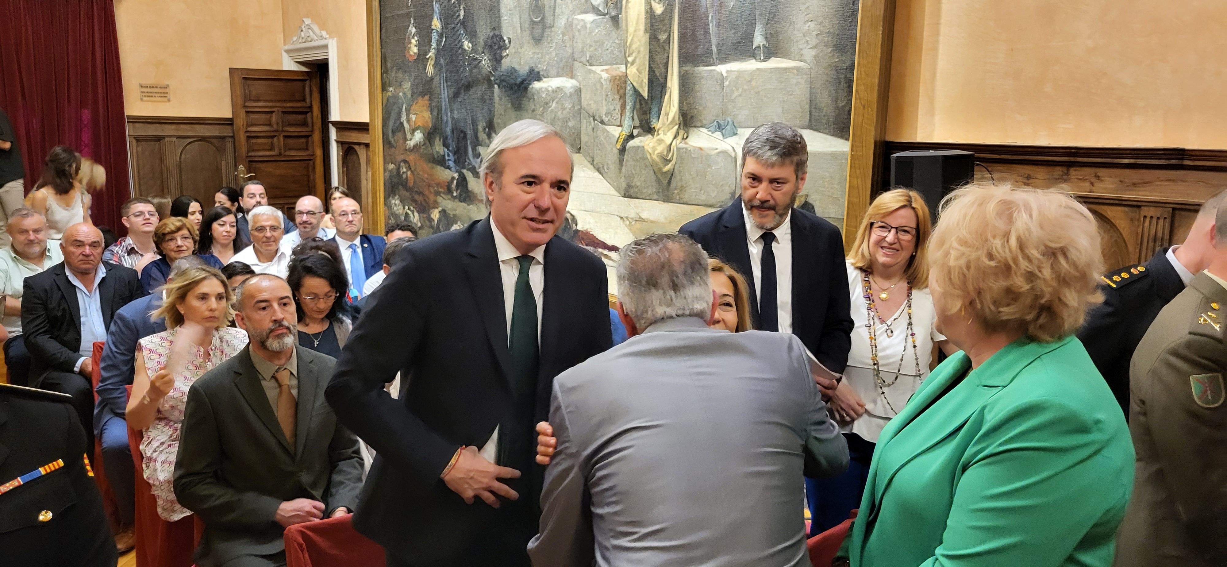 Sesión de investidura del nuevo Ayuntamiento de Huesca. Foto Myriam Martínez 