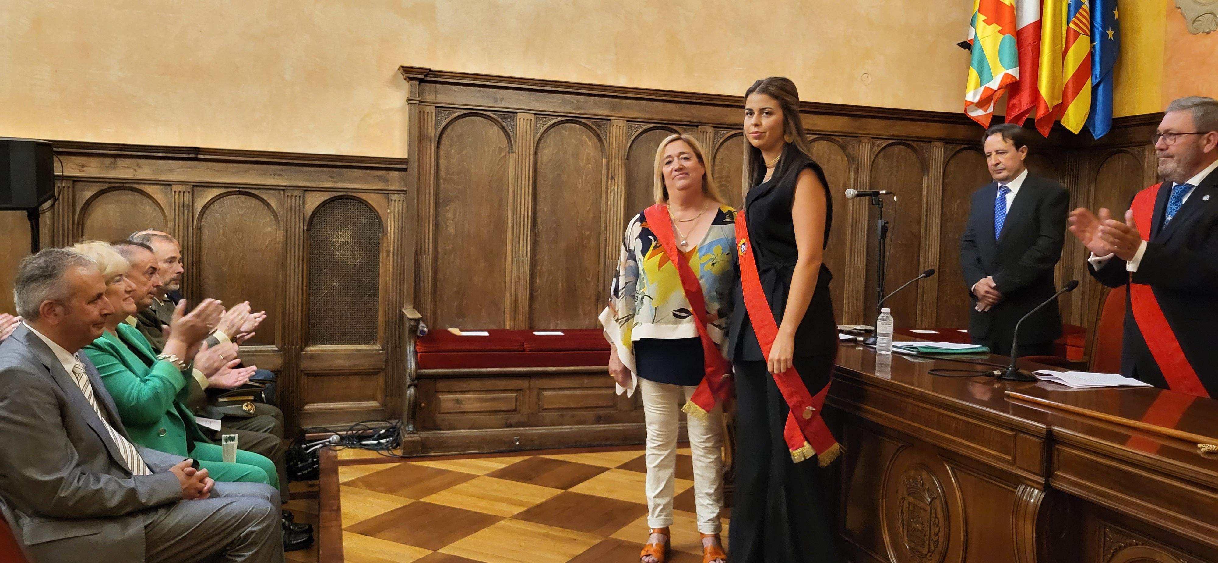 Rosa Gerbás. Sesión de investidura del Ayuntamiento de Huesca. Foto Myriam Martínez 