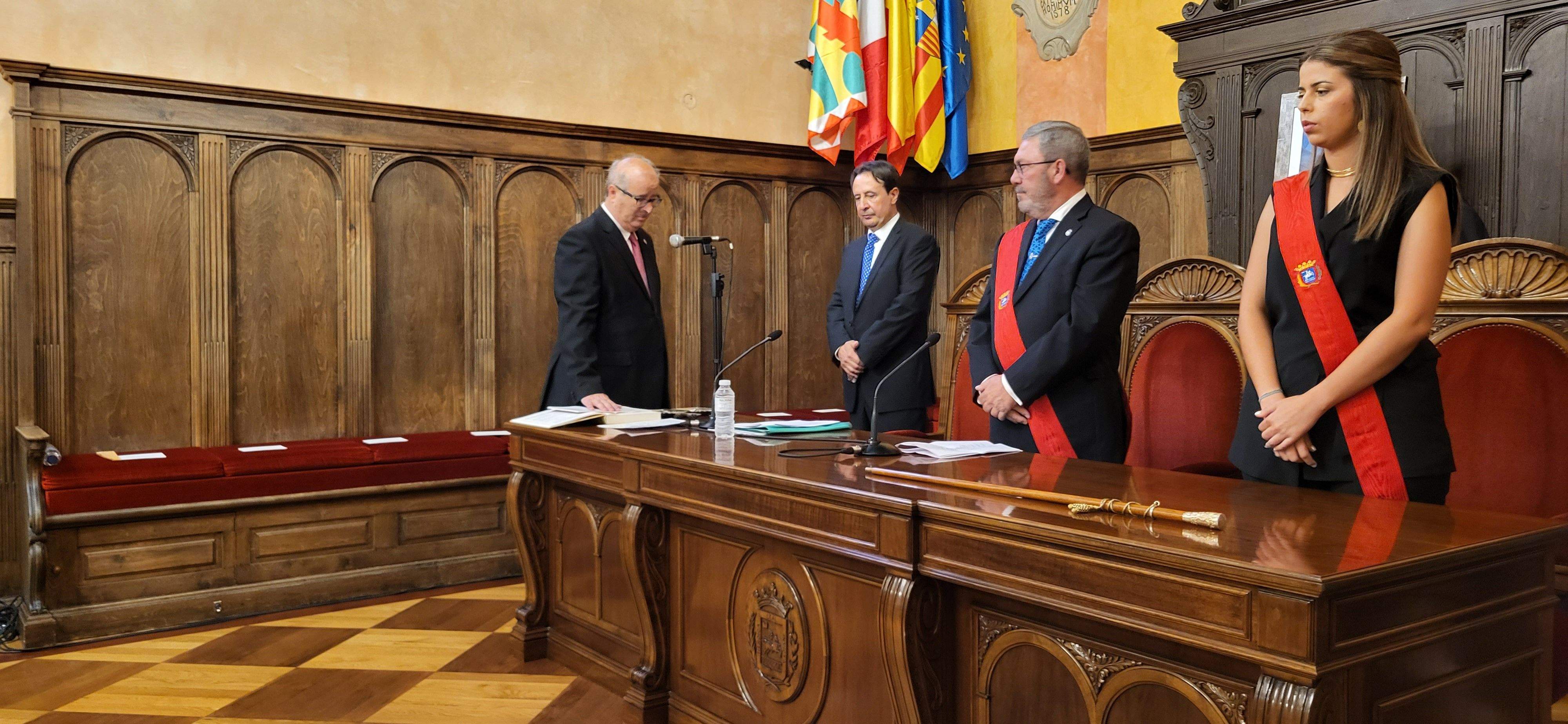 José María Romance. Sesión de investidura del Ayuntamiento de Huesca. Foto Myriam Martínez 