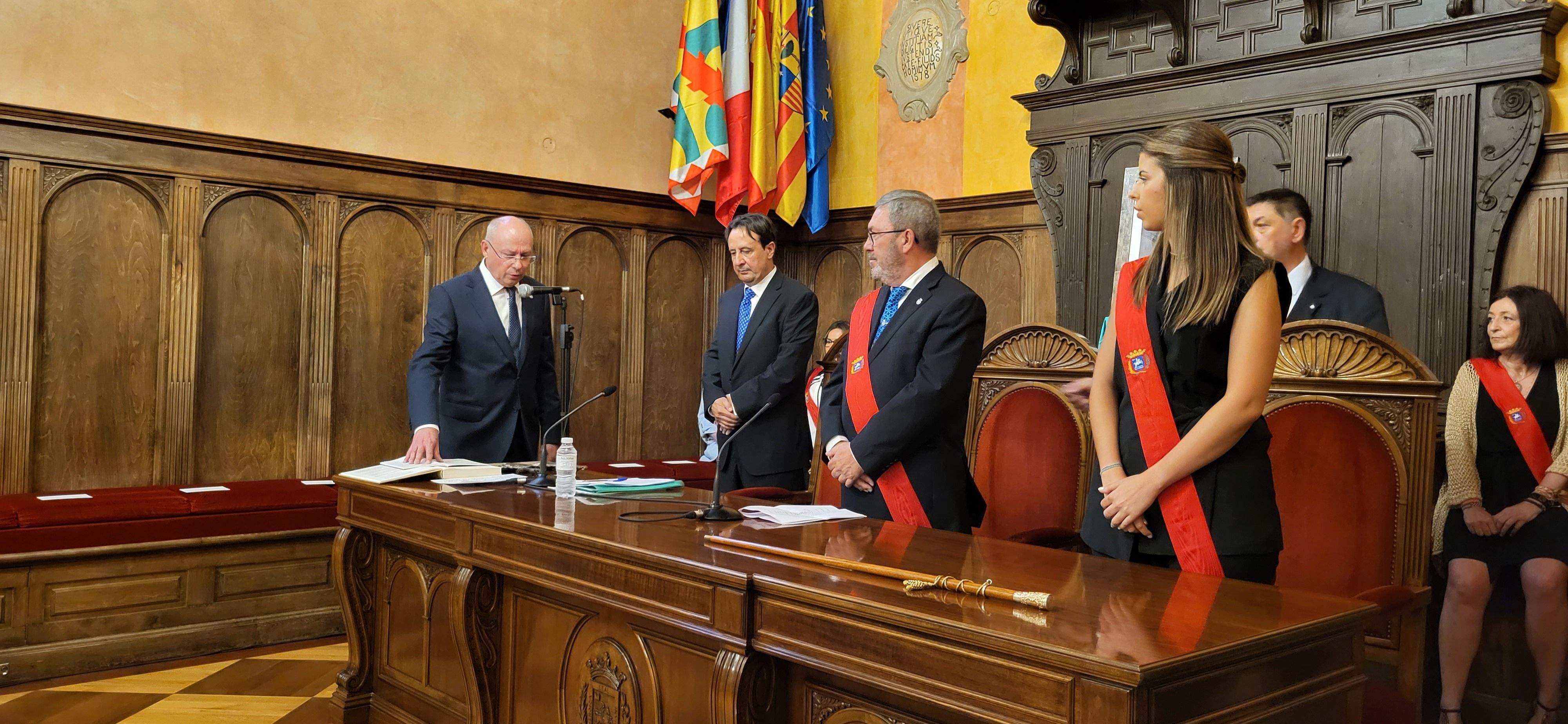 Leopoldo Carranza. Sesión de investidura del Ayuntamiento de Huesca. Foto Myriam Martínez 