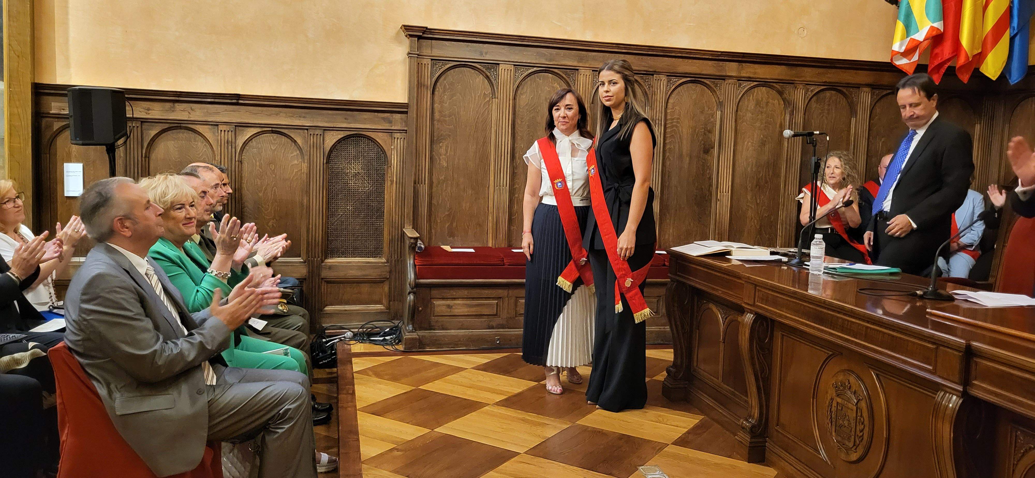 Gema Allué. Sesión de investidura del Ayuntamiento de Huesca. Foto Myriam Martínez 