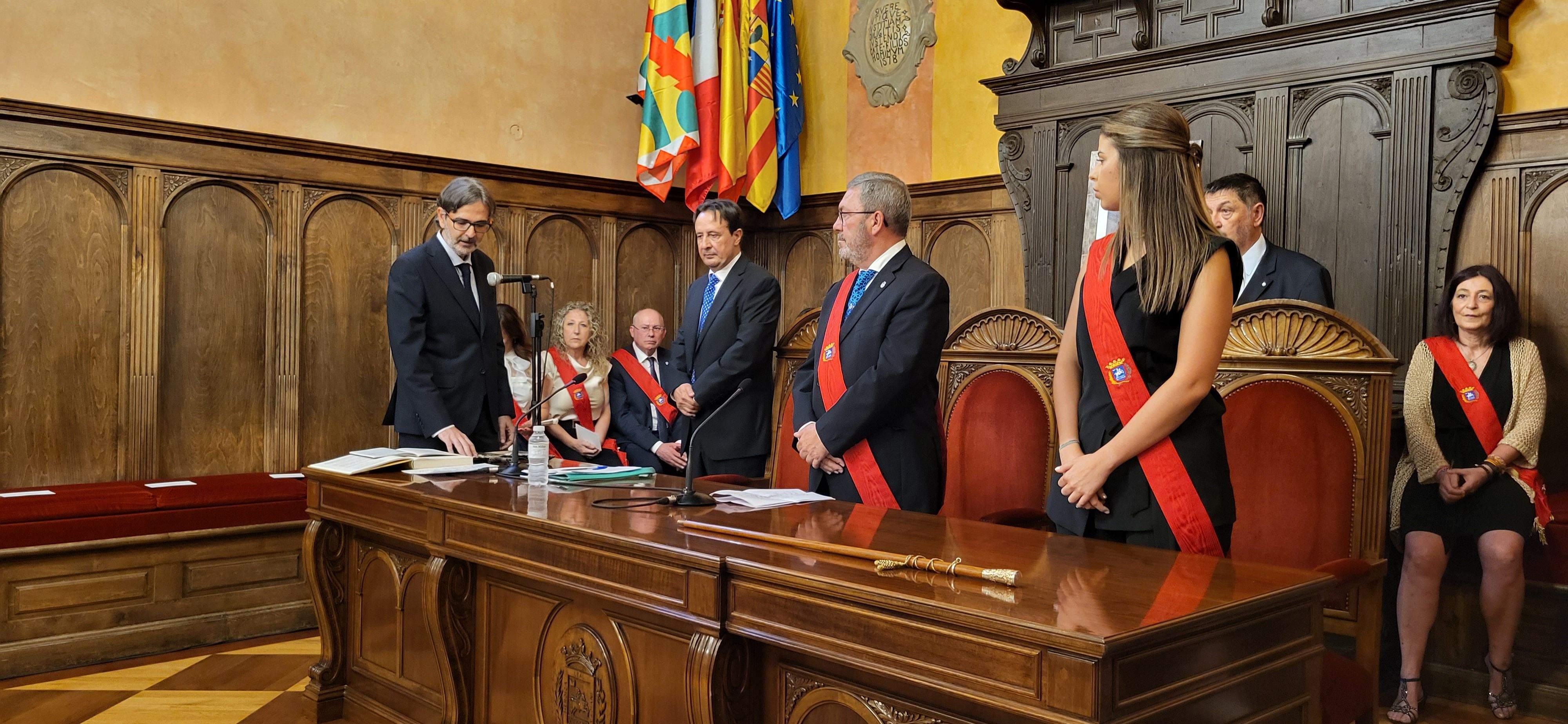 Iván Rodríguez. Sesión de investidura del Ayuntamiento de Huesca. Foto Myriam Martínez 