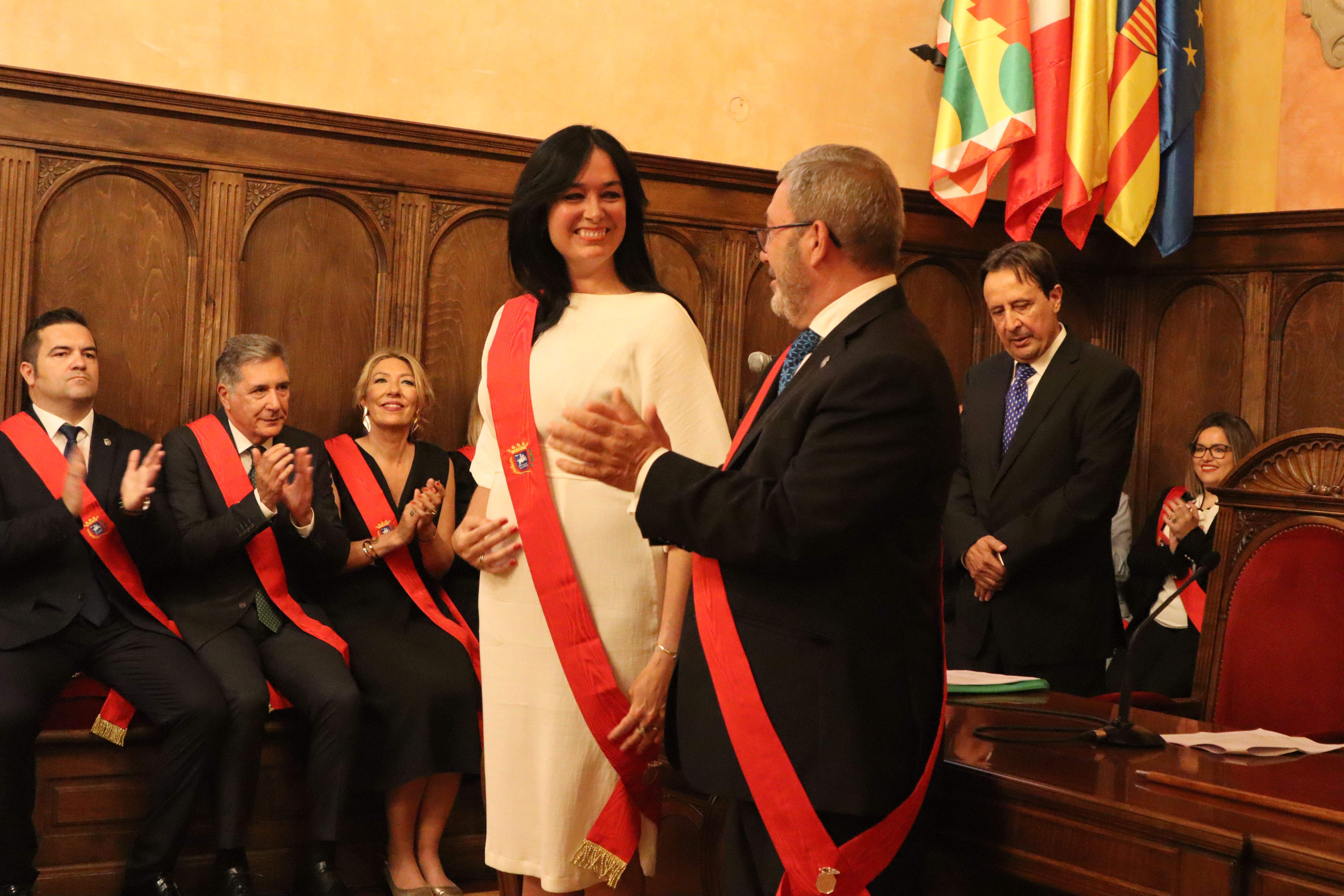 Sesión de investidura del nuevo Ayuntamiento de Huesca. Foto Ayuntamiento de Huesca