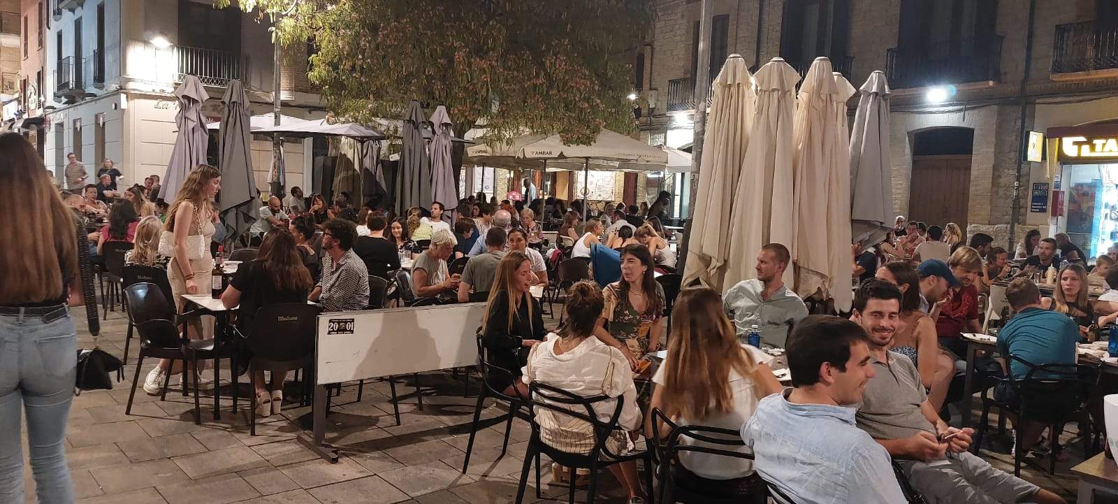 Se amplía el horario de cierre de establecimientos hosteleros de Huesca en Navidad.
