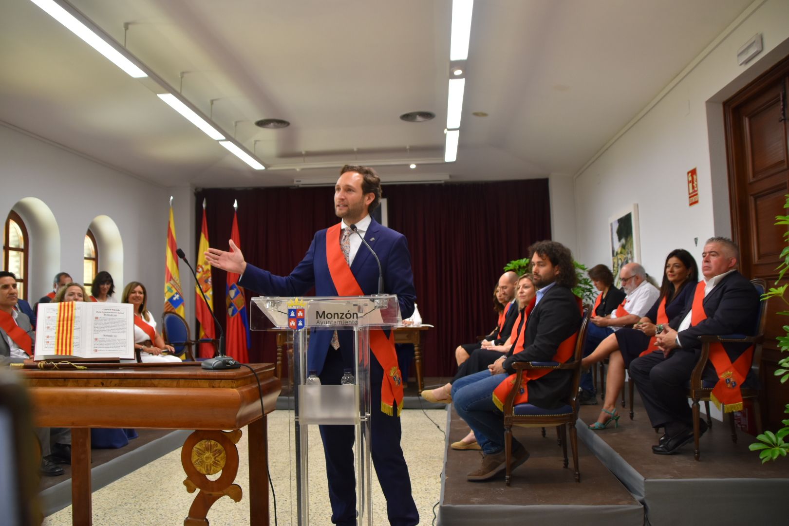 Sesión de investidura en el Ayuntamiento de Monzón 2023