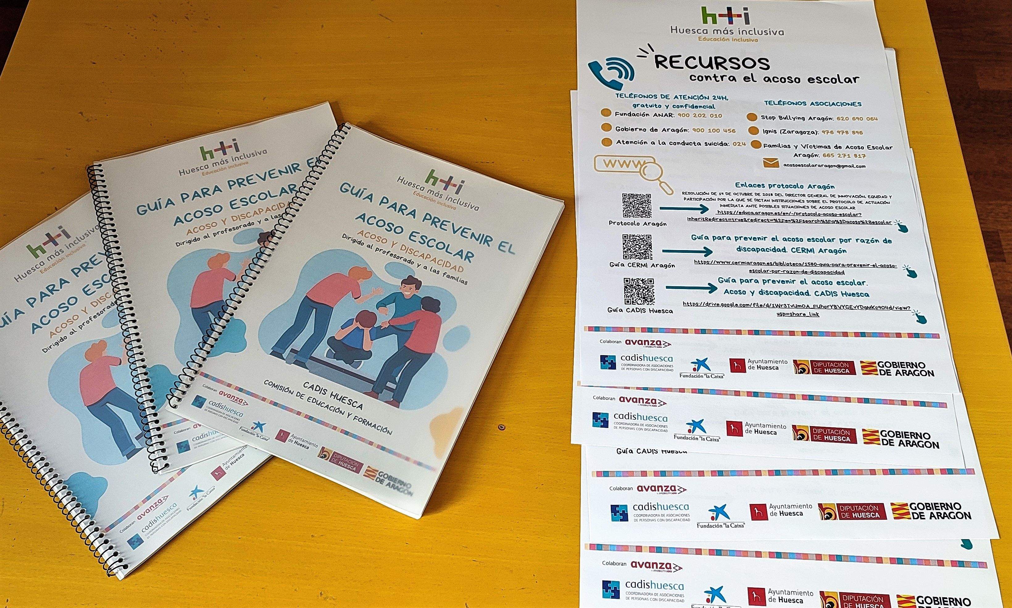 La guía y el cartel.