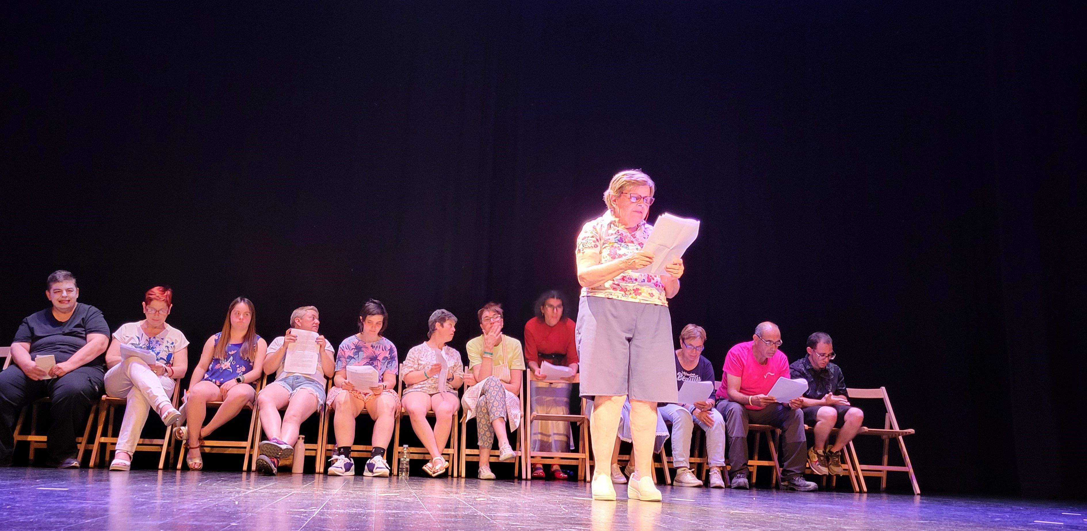 Grupo de teatro Piecombola. Foto Myriam Martínez