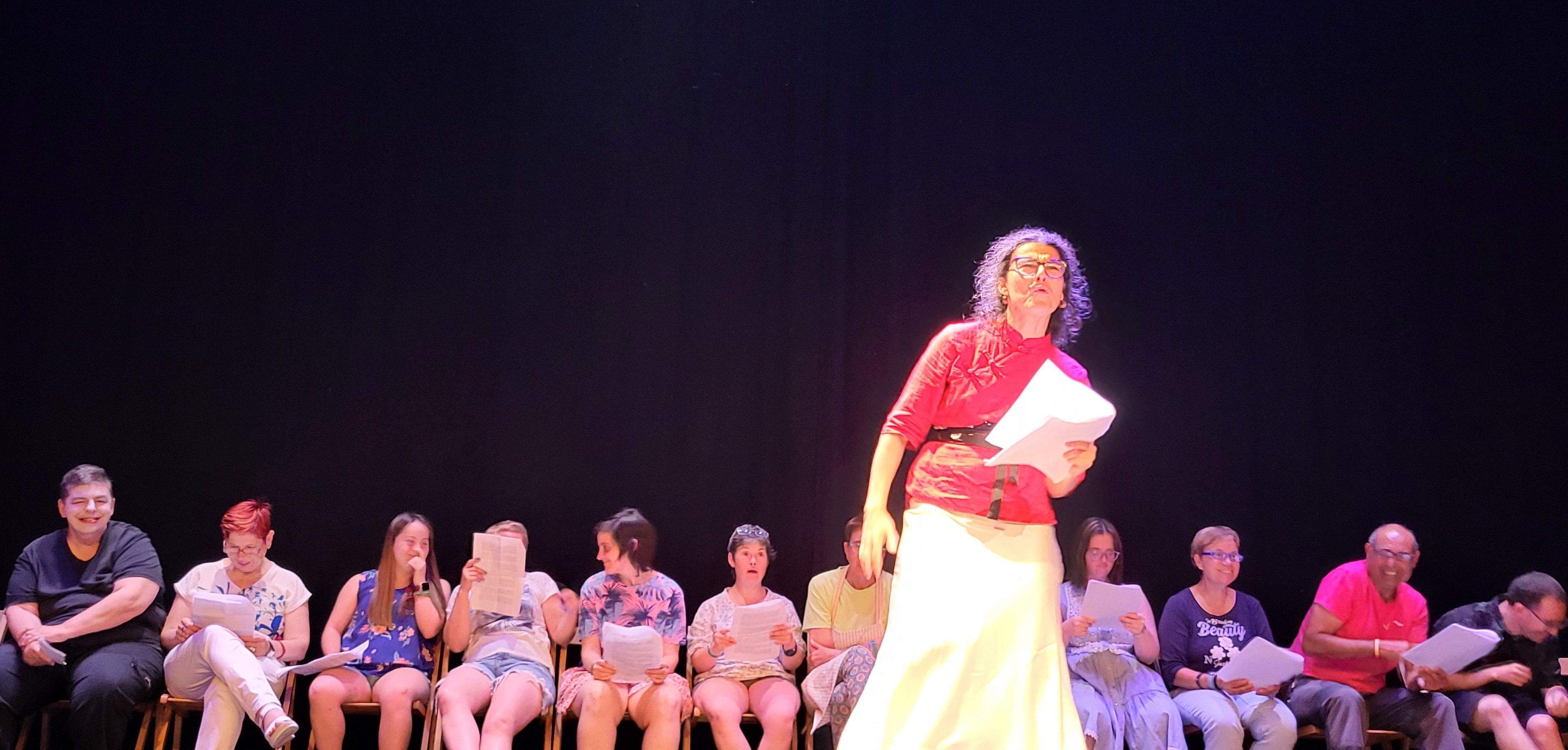 Grupo de teatro Piecombola. Foto Myriam Martínez