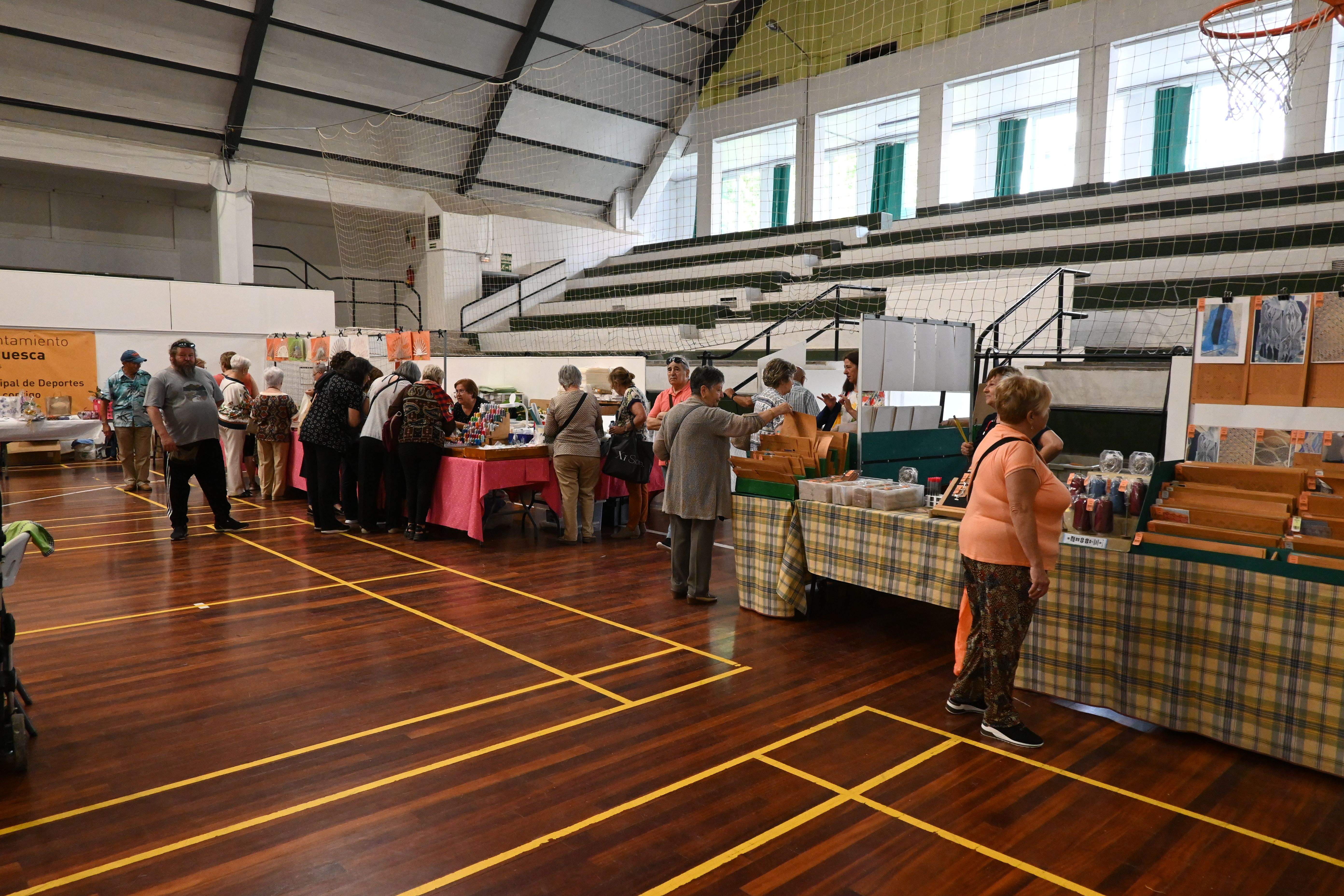Encuentro de Encajes de Bolillos en Huesca. Foto Carlos Jalle