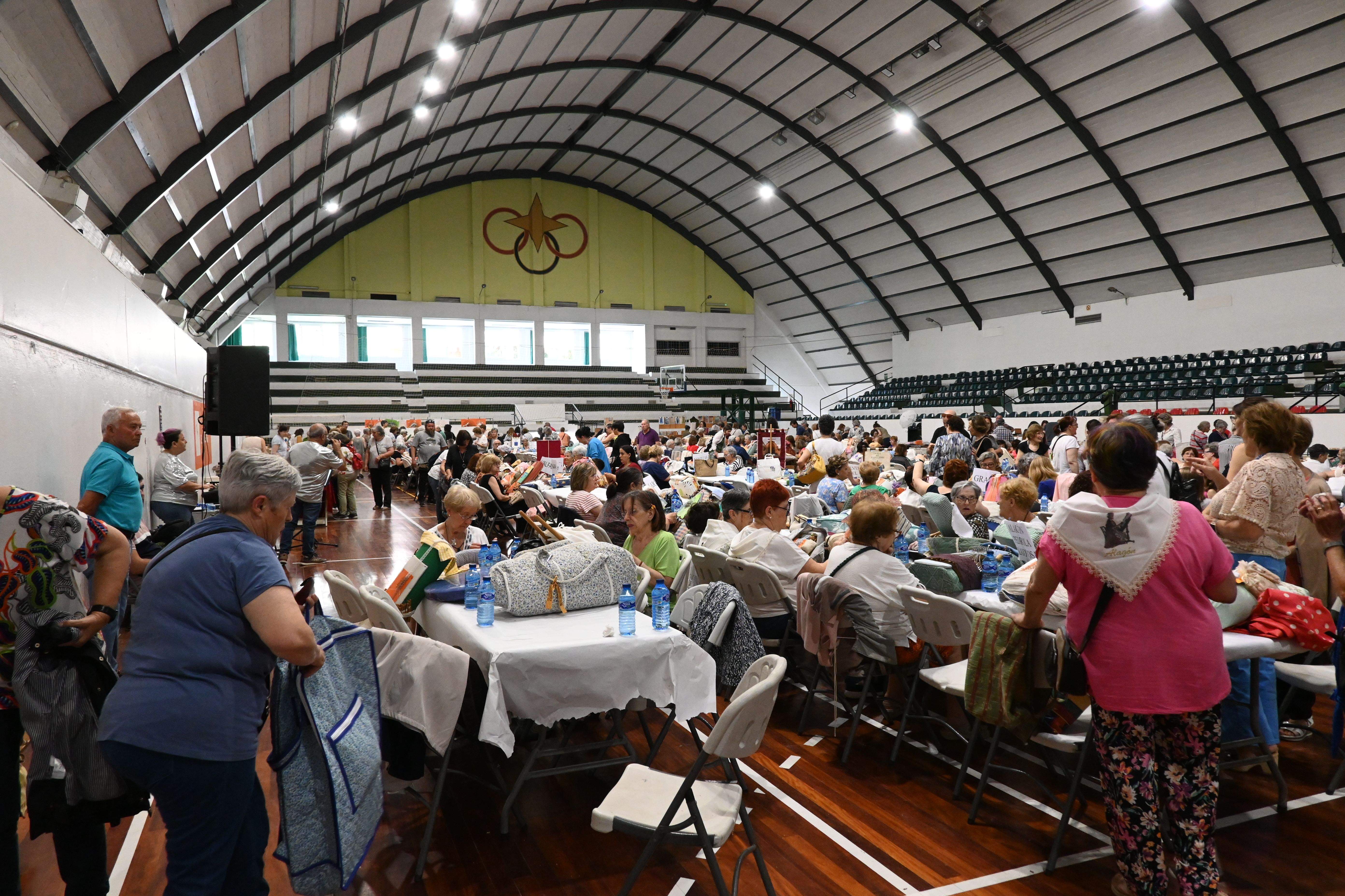 Encuentro de Encajes de Bolillos en Huesca. Foto Carlos Jalle