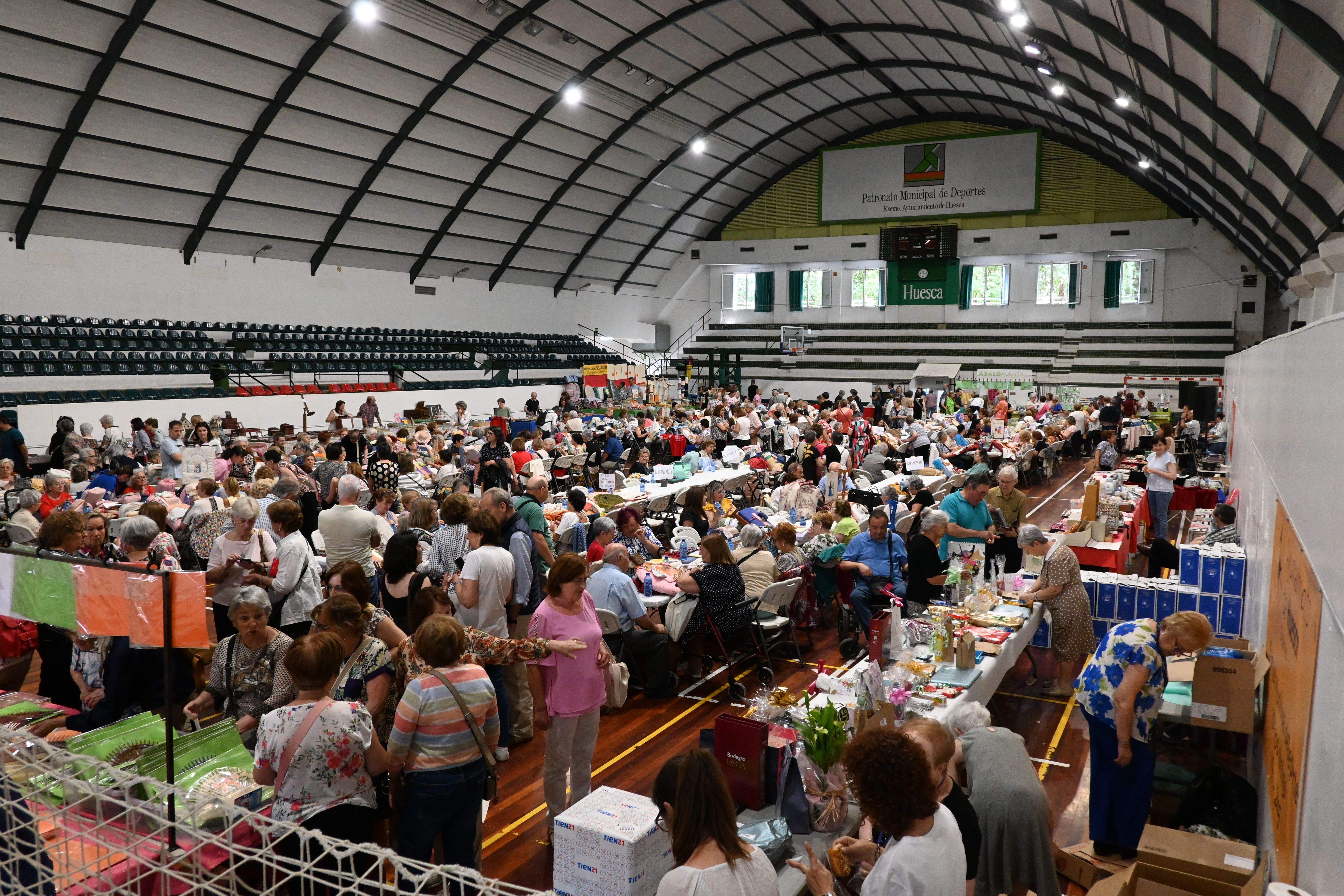 Encuentro de Encajes de Bolillos en Huesca. Foto Carlos Jalle