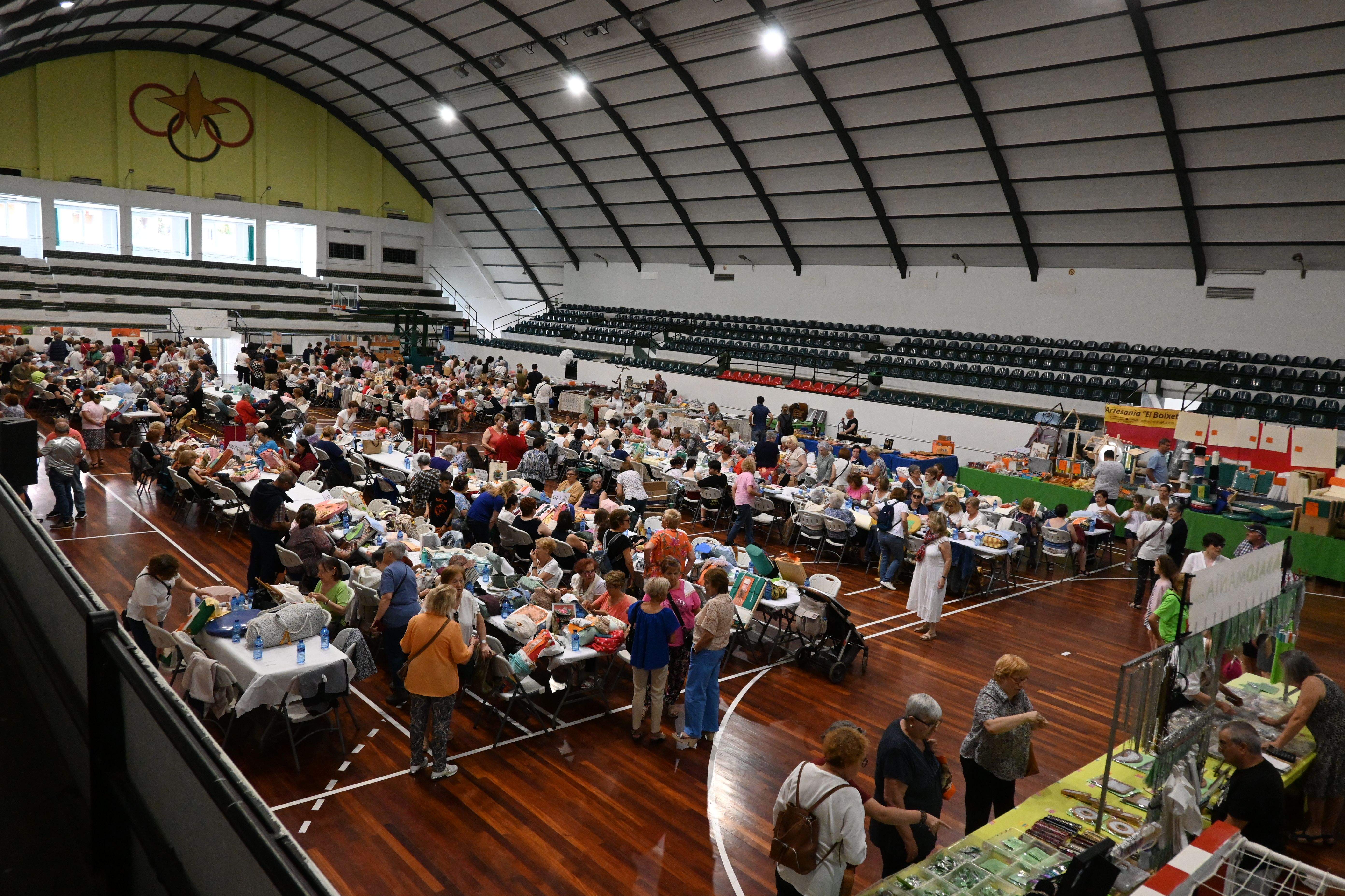 Encuentro de Encajes de Bolillos en Huesca. Foto Carlos Jalle