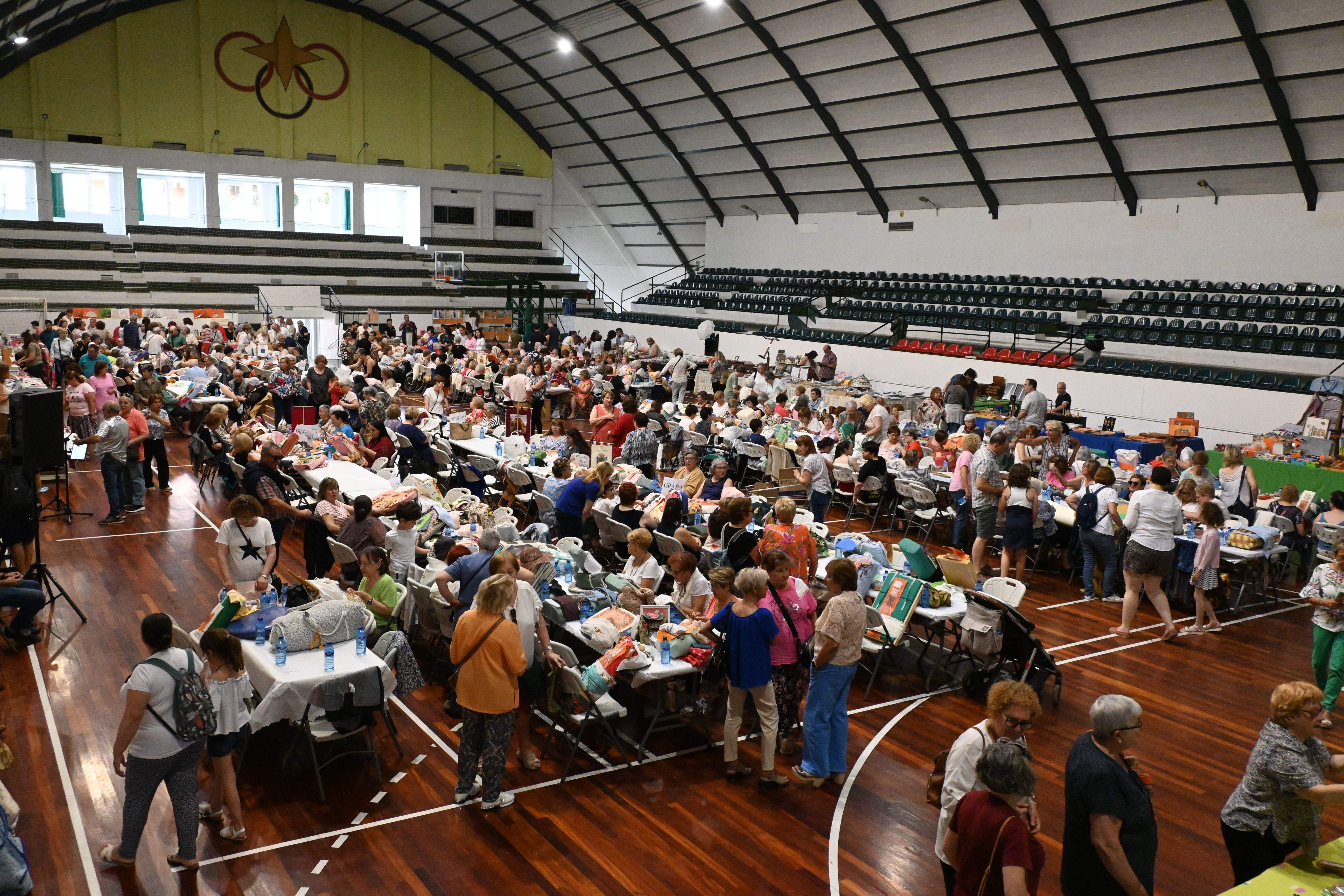 Encuentro de Encajes de Bolillos en Huesca. Foto Carlos Jalle
