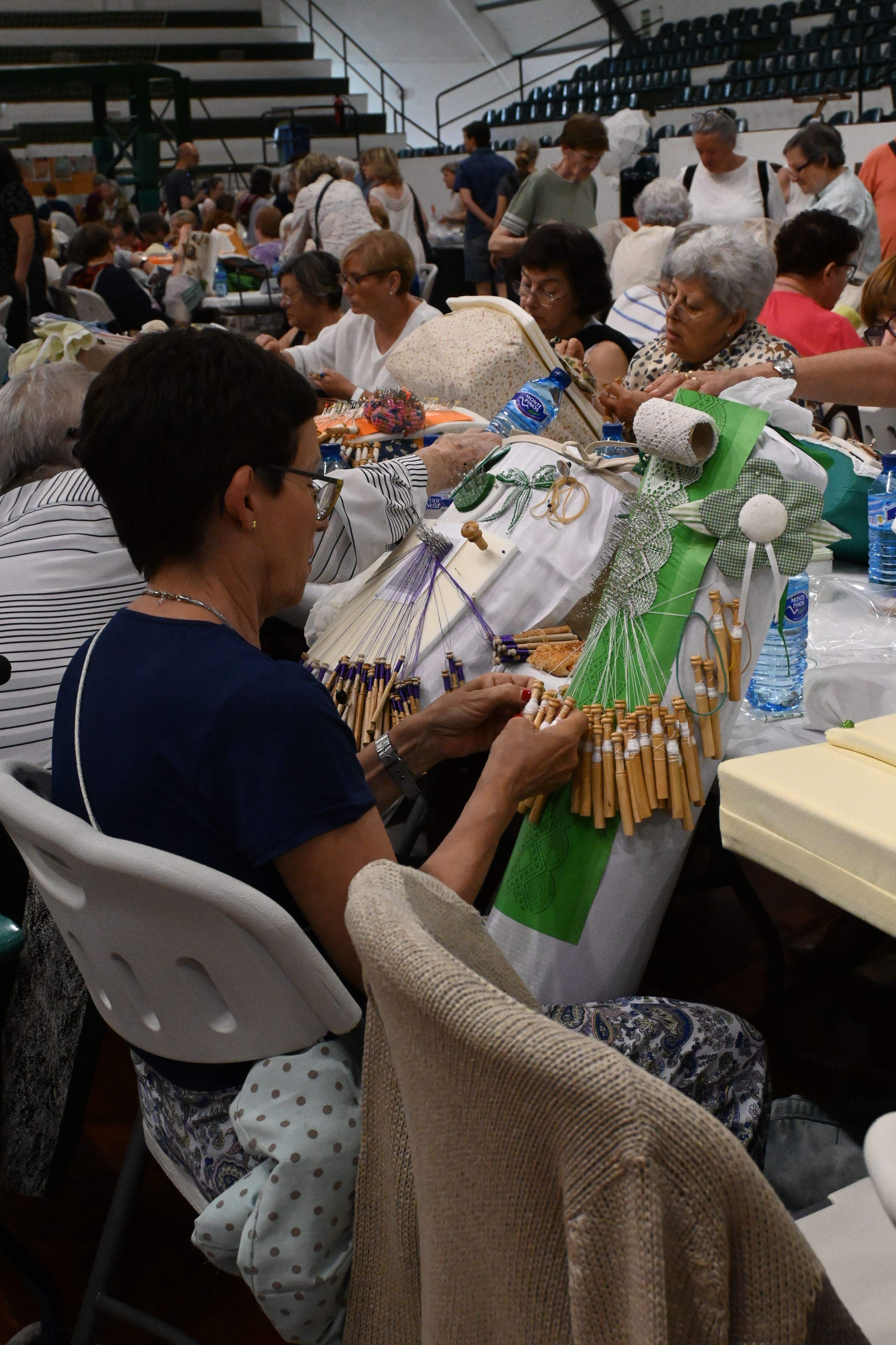 Encuentro de Encajes de Bolillos en Huesca. Foto Carlos Jalle
