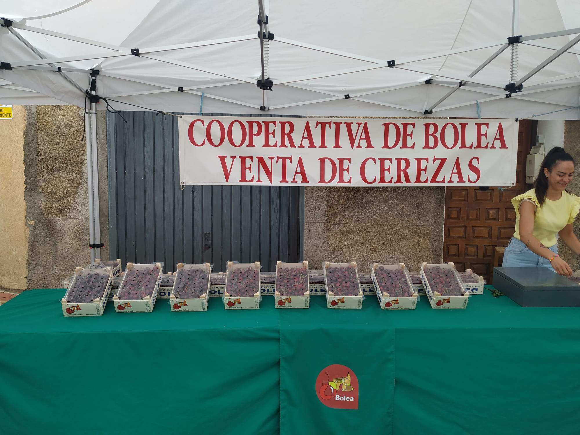 Imágenes del segundo fin de semana de la Feria de la Cereza de Bolea. Foto Alfonso La Cruz
