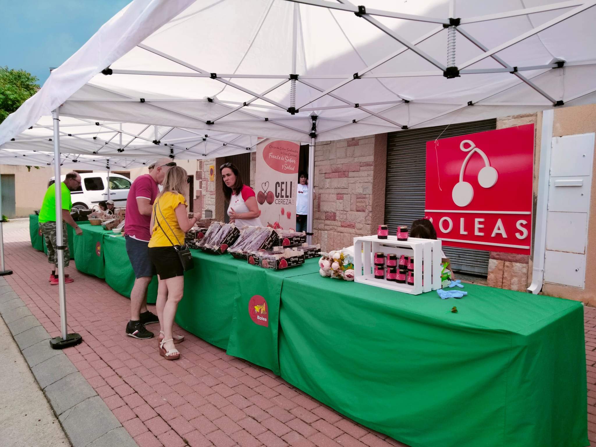 Imágenes del segundo fin de semana de la Feria de la Cereza de Bolea. Foto Asociación A Cerecera