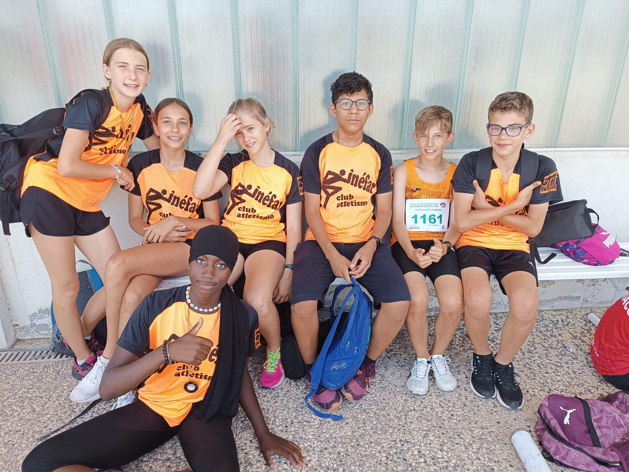 Atletas del CA Binéfar