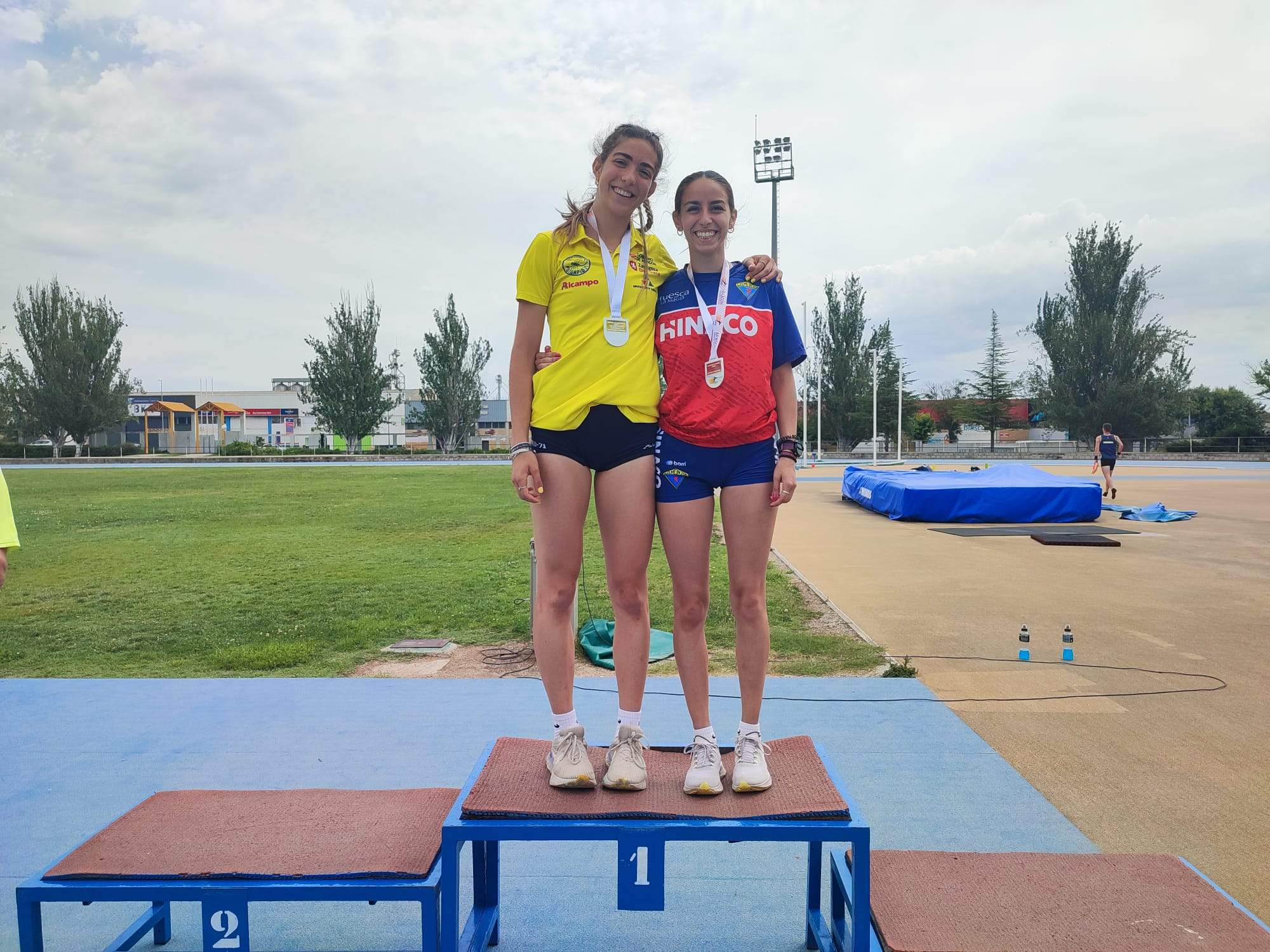 Podio 400 vallas fem. Sub 23