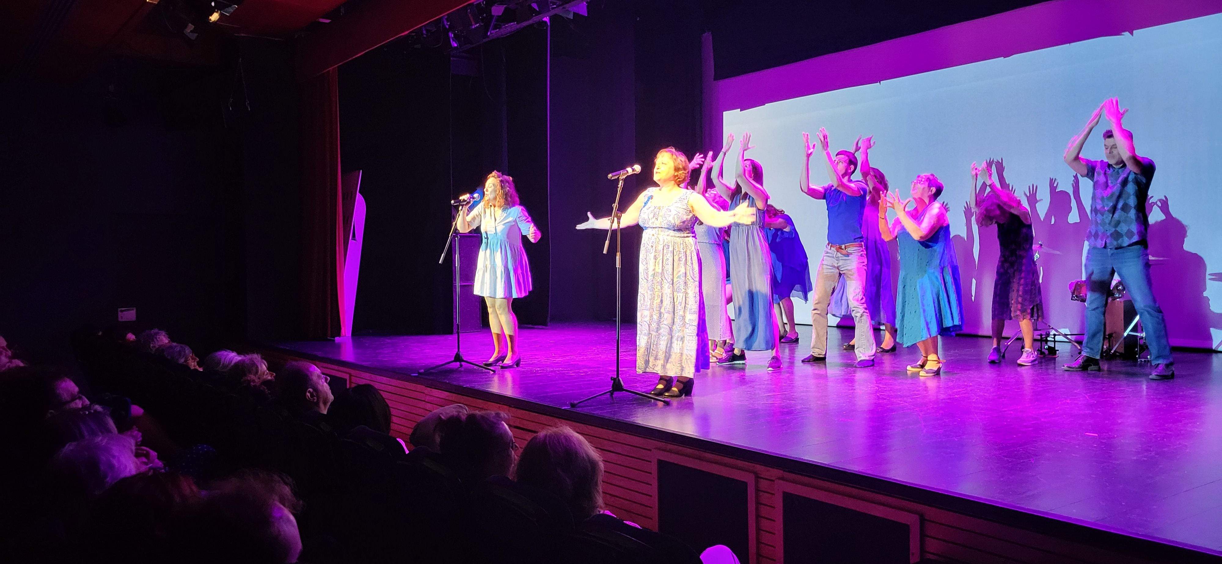 Kandelikas, en la XXXI Muestra de Teatro y Danza Joven de Huesca. Foto Myriam Martínez