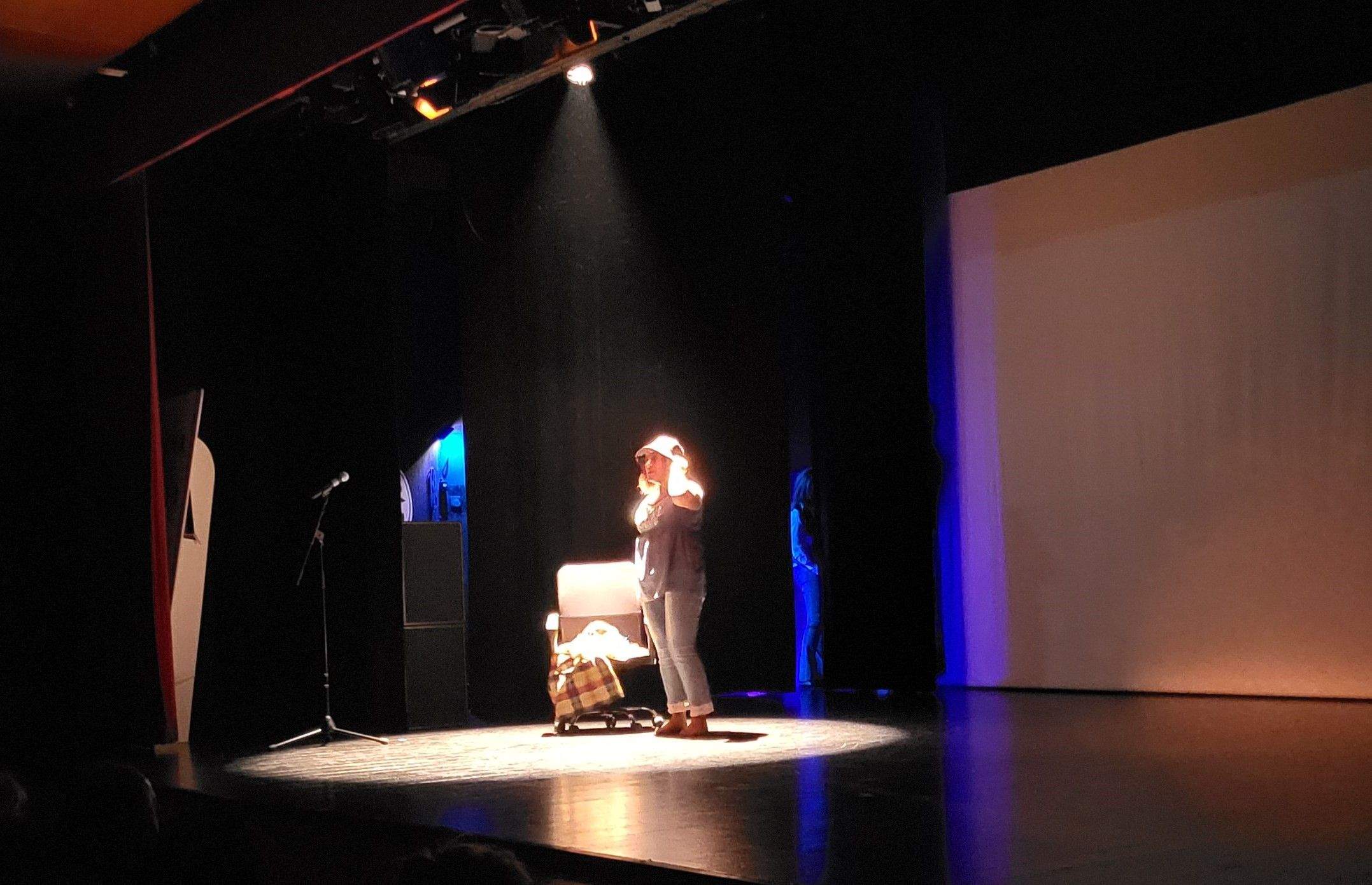 Kandelikas, en la XXXI Muestra de Teatro y Danza Joven de Huesca. Foto Myriam Martínez