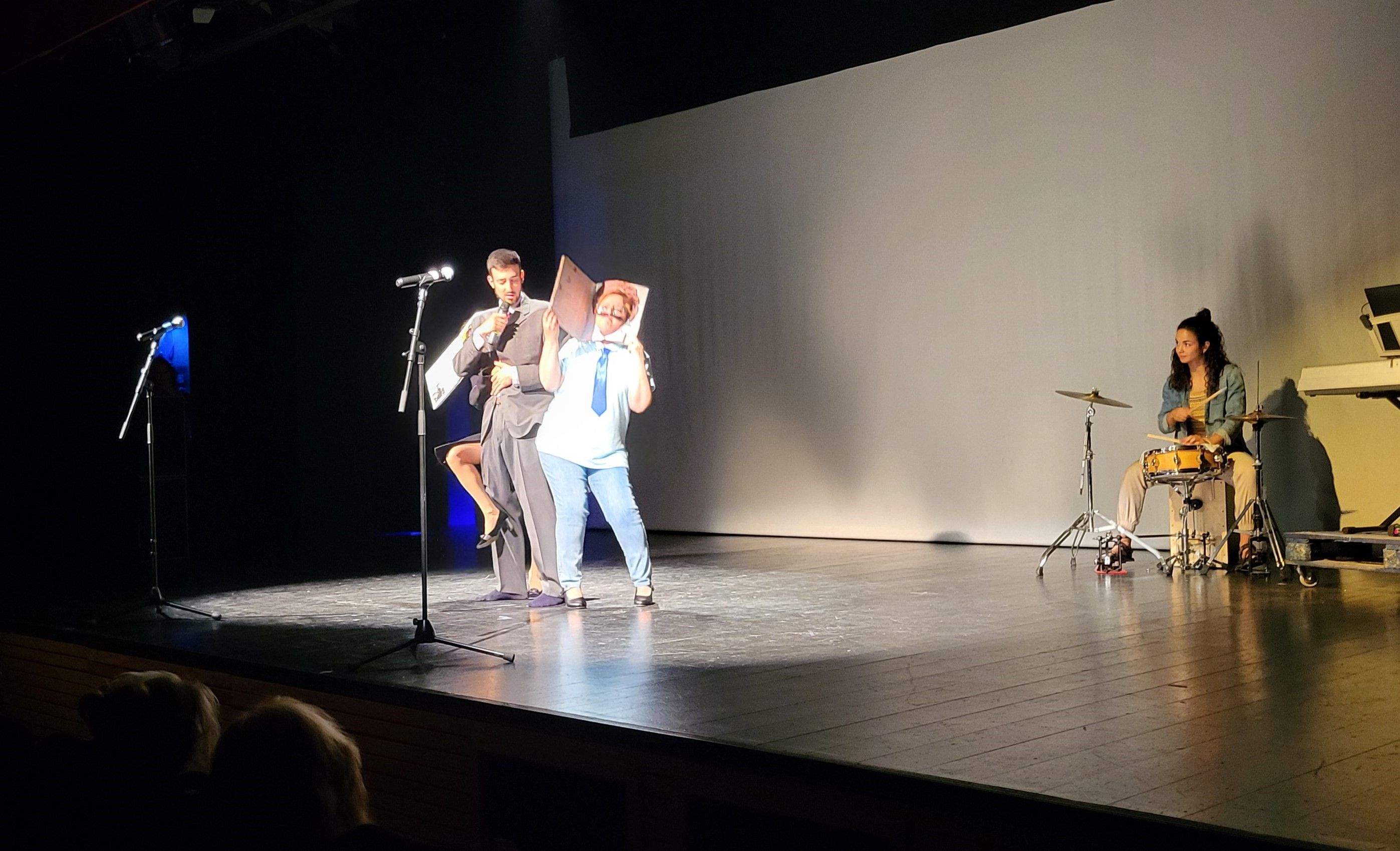 Kandelikas, en la XXXI Muestra de Teatro y Danza Joven de Huesca. Foto Myriam Martínez