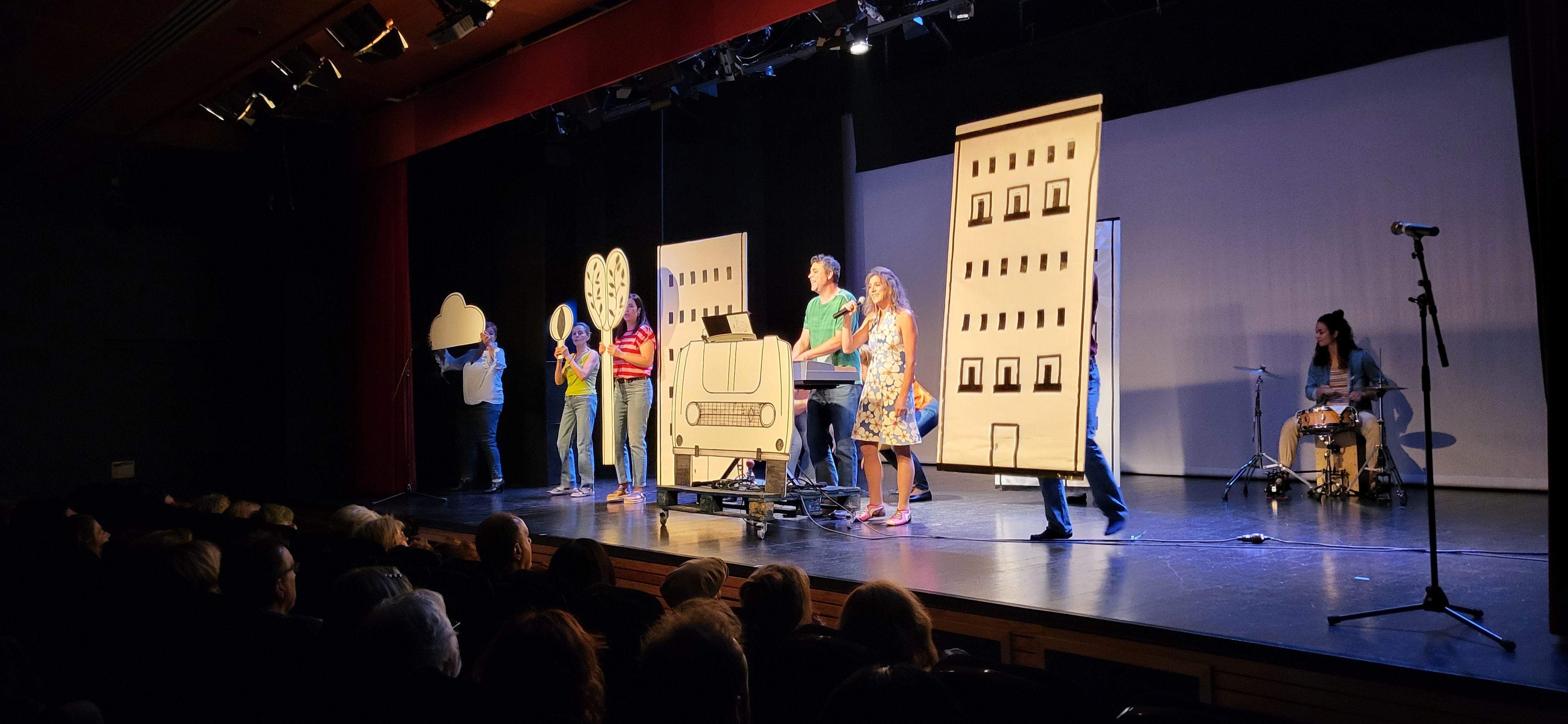 Kandelikas, en la XXXI Muestra de Teatro y Danza Joven de Huesca. Foto Myriam Martínez