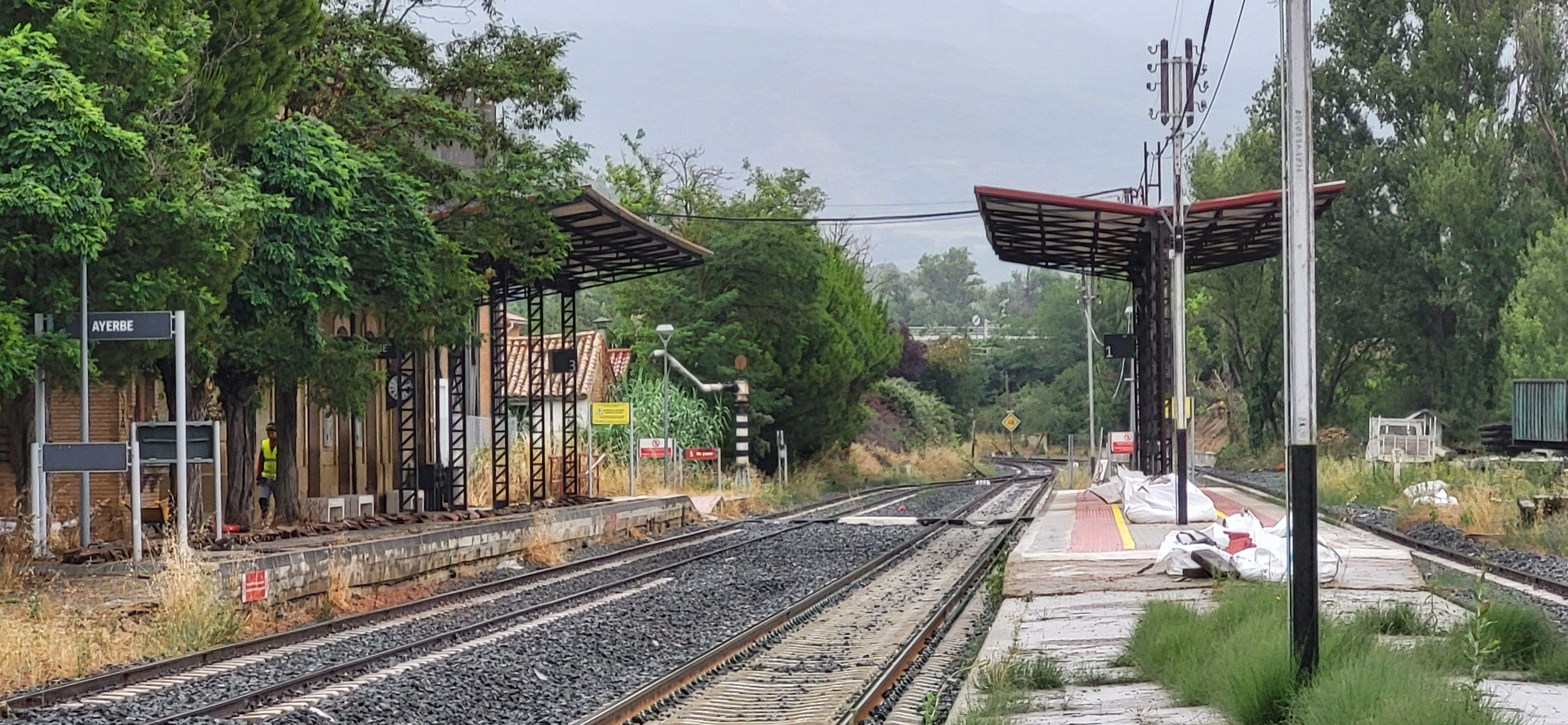 Inicio en Ayerbe de las obras de modernización de la línea del Canfranc. Foto. Mercedes Manterola