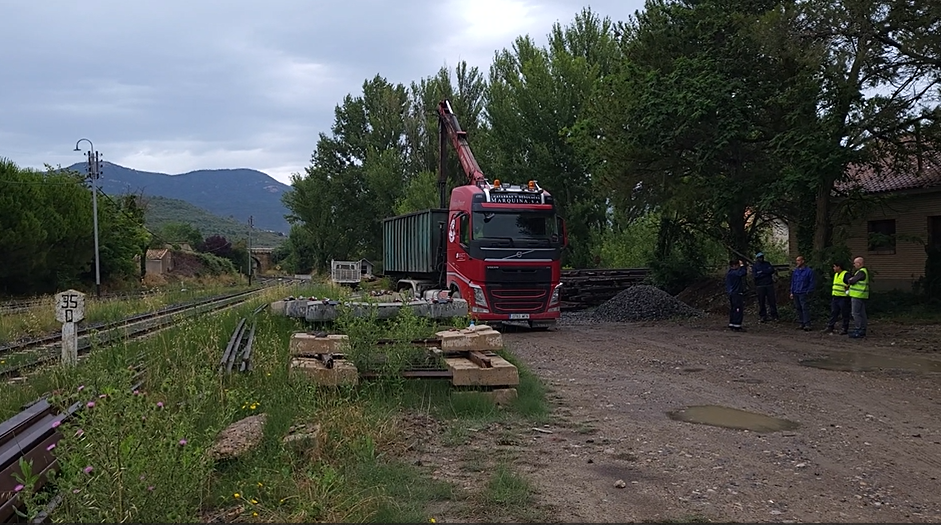 Inicio en Ayerbe de las obras de modernización de la línea del Canfranc. 