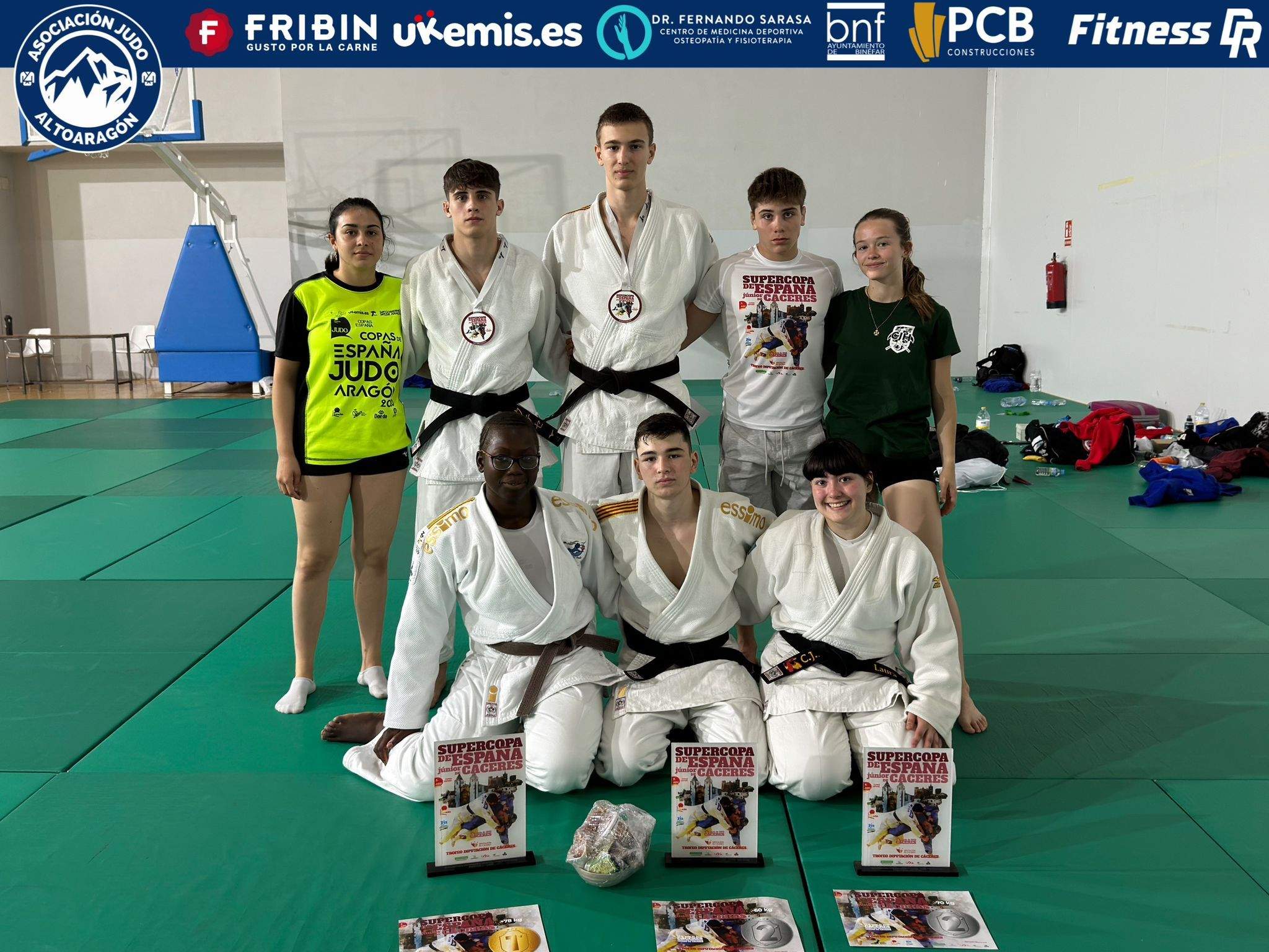 JUDOKAS DE LA ASOCIACION DE JUDO ALTOARAGON DEL CJB y CJH